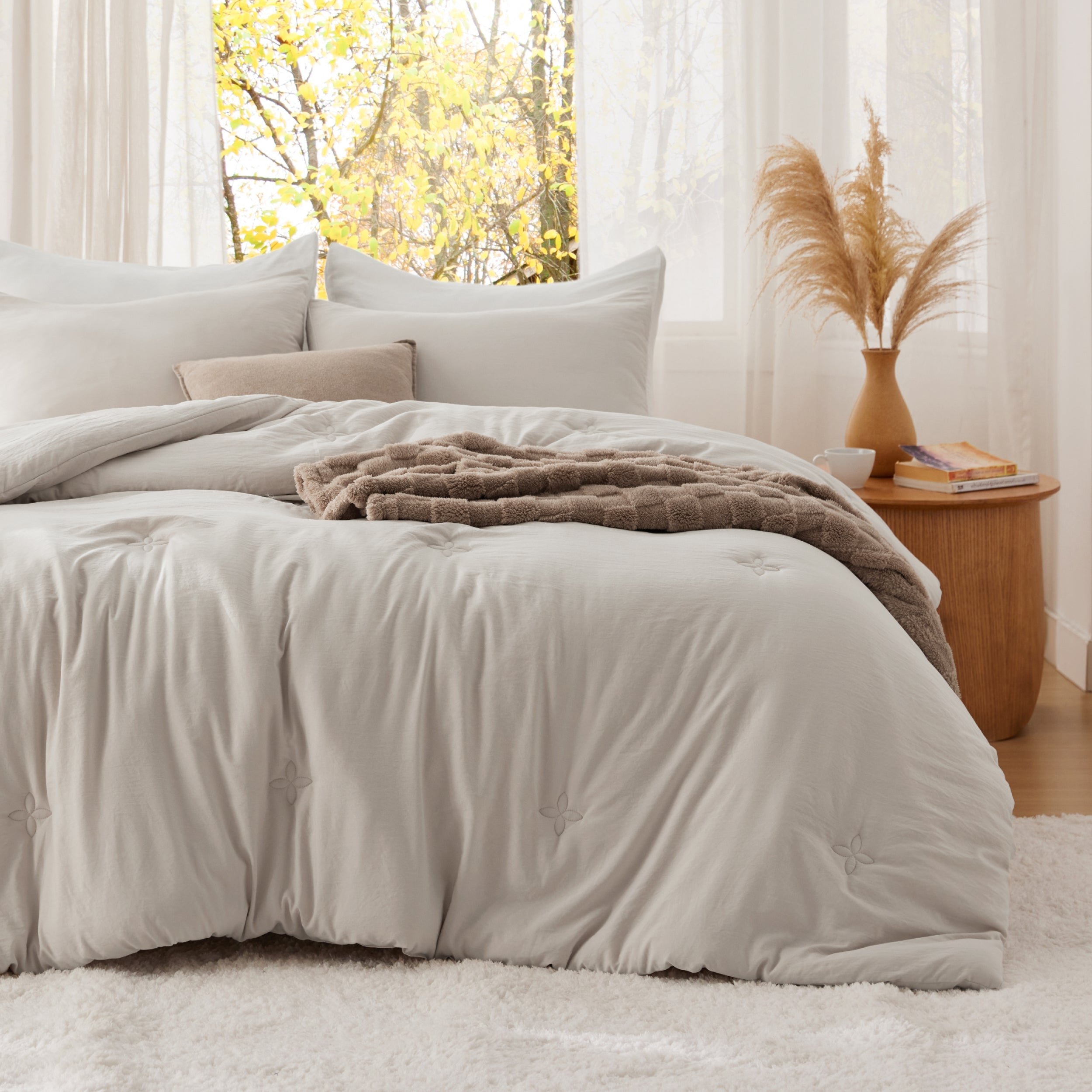 Textured Quilted Comforter Set