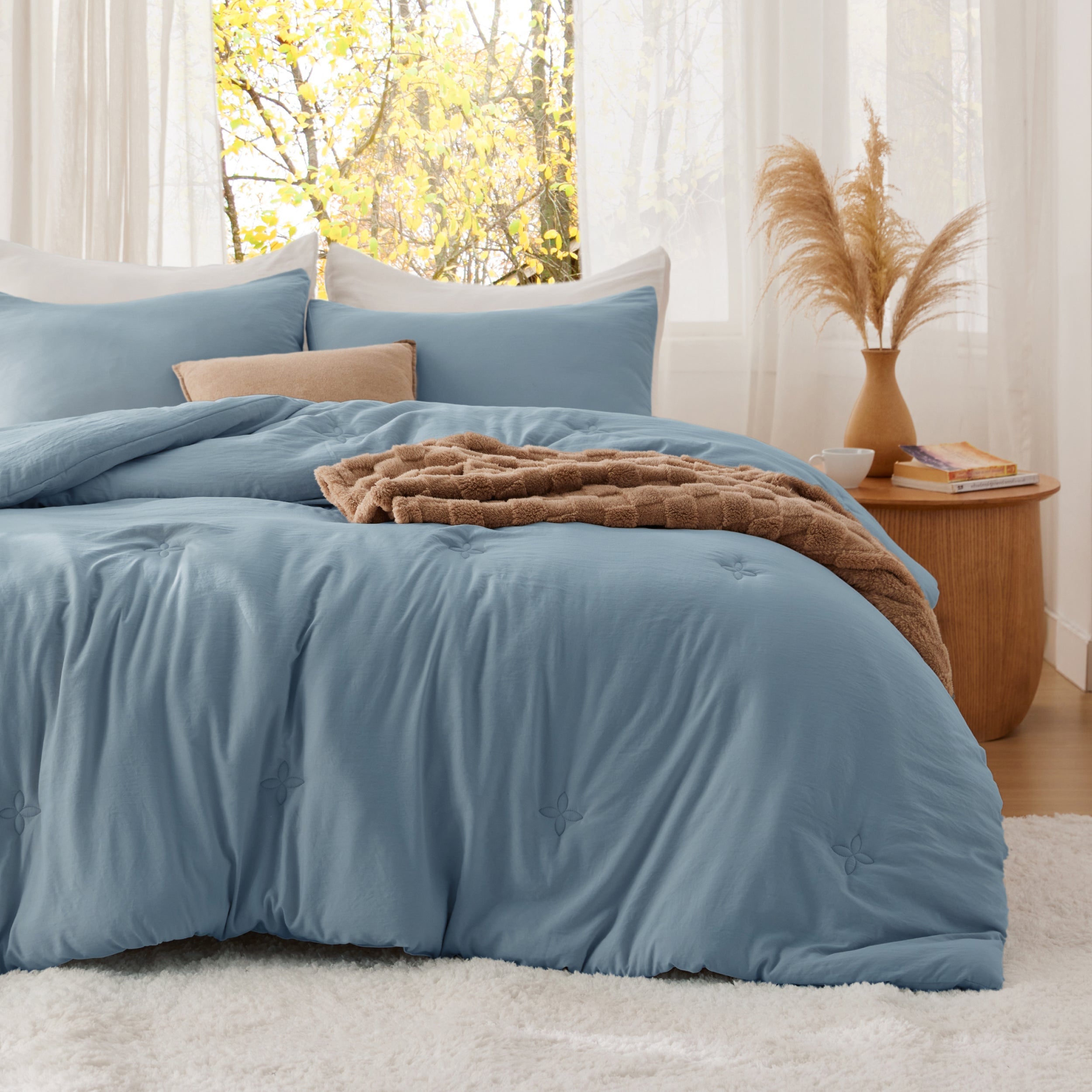 Textured Quilted Comforter Set