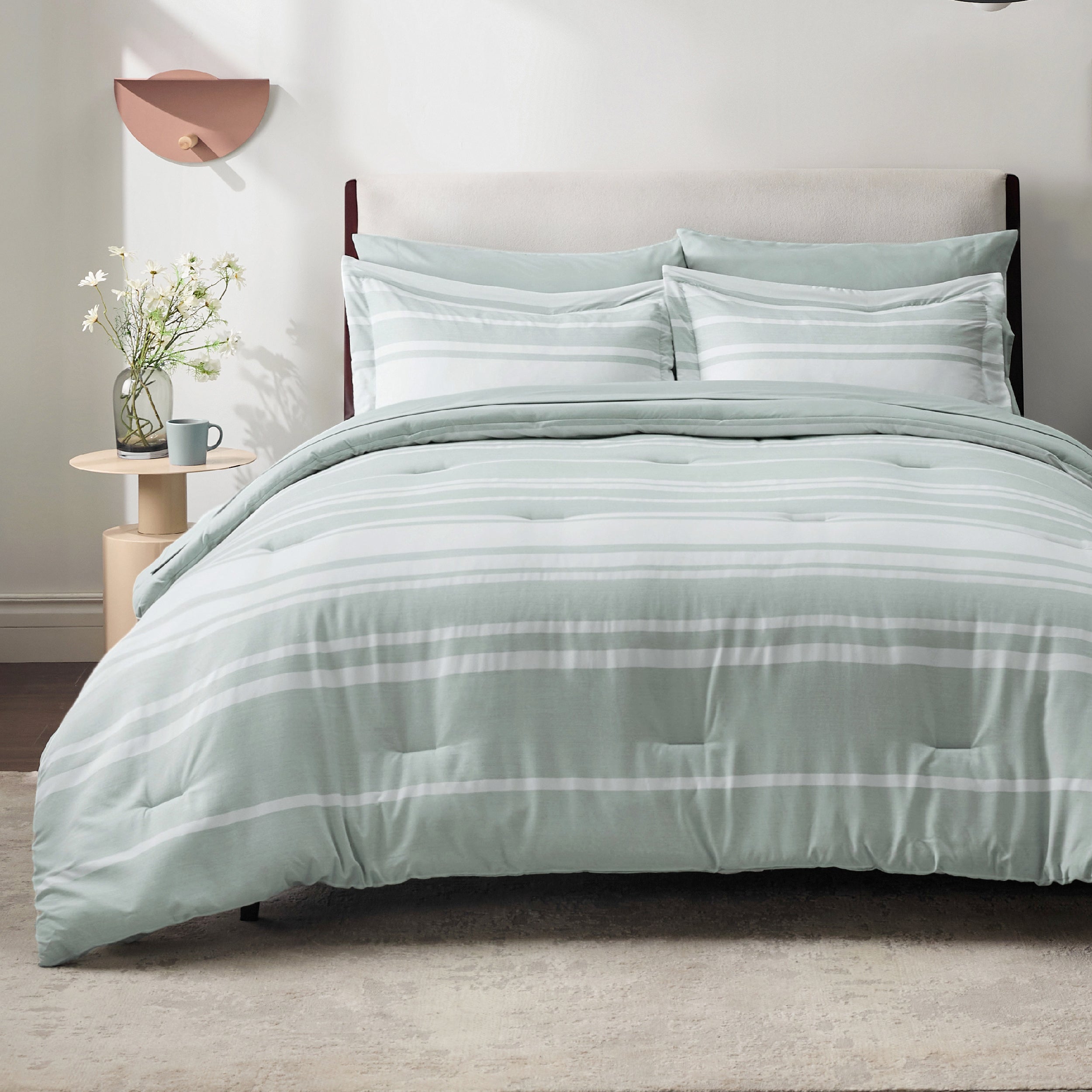 Reversible Cationic Dyed Bed-in-a-Bag