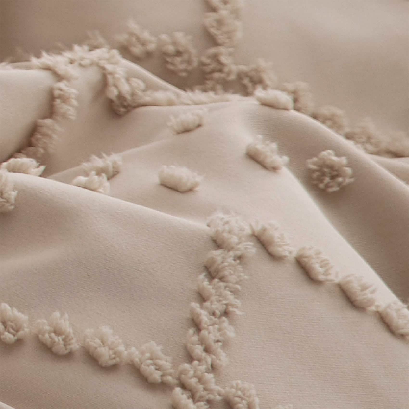 Tufted Embroidery Comforter Set
