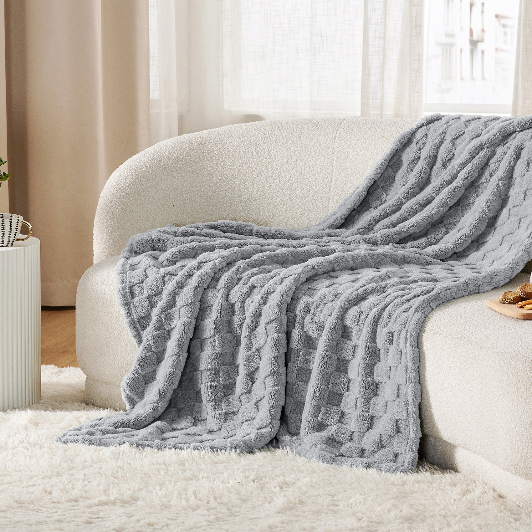 Jacquard Shaggy Sherpa Blanket
