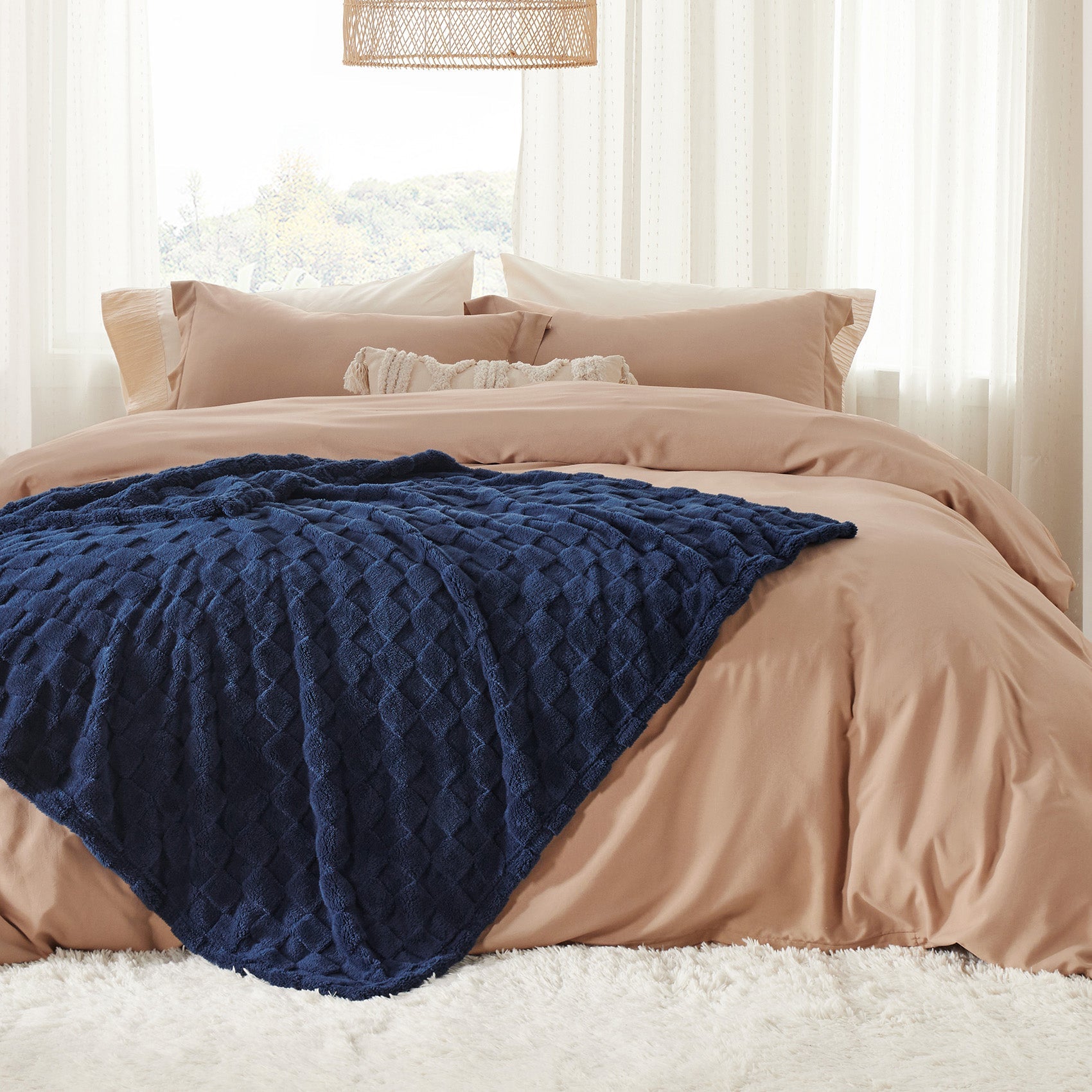 Jacquard Shaggy Sherpa Blanket