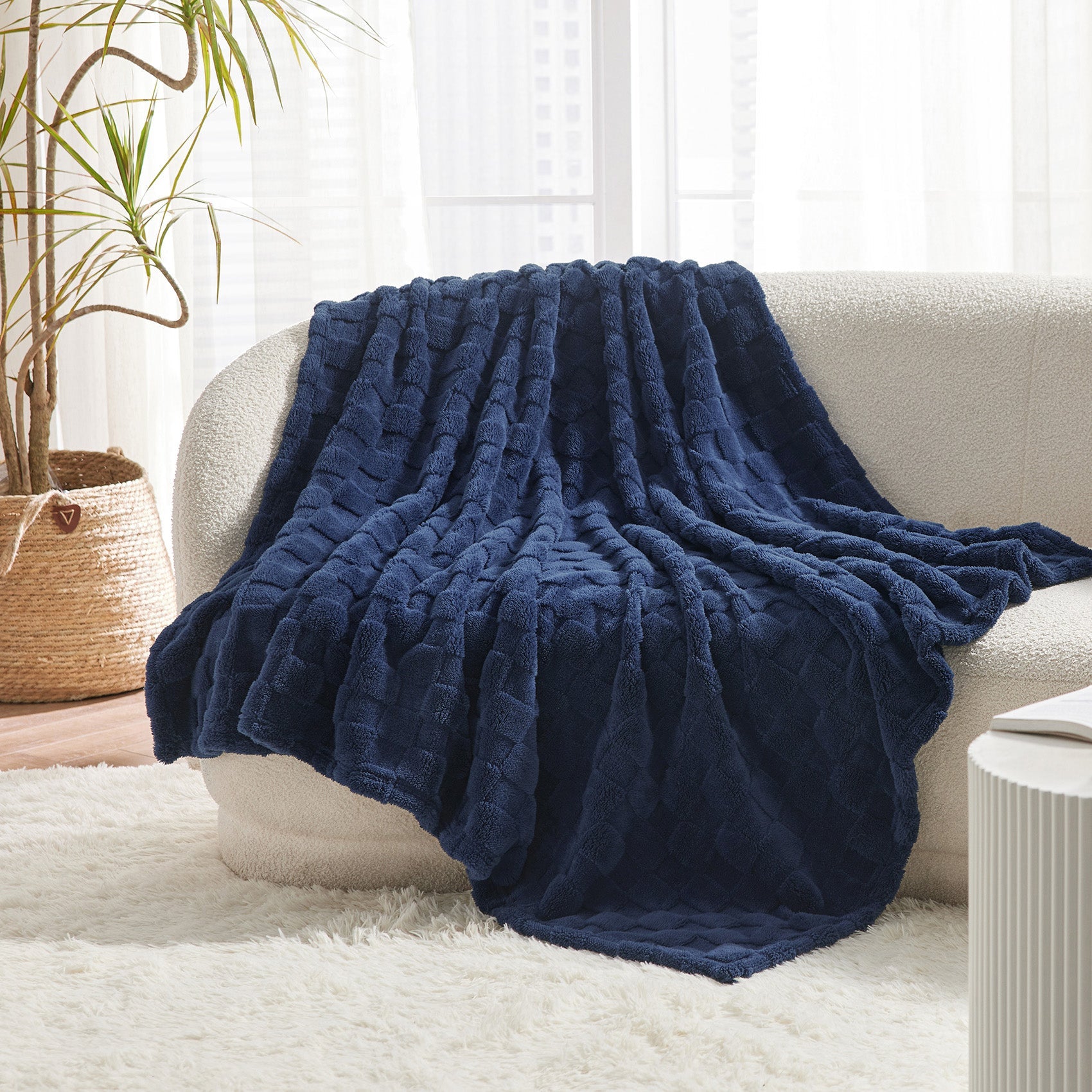 Jacquard Shaggy Sherpa Blanket
