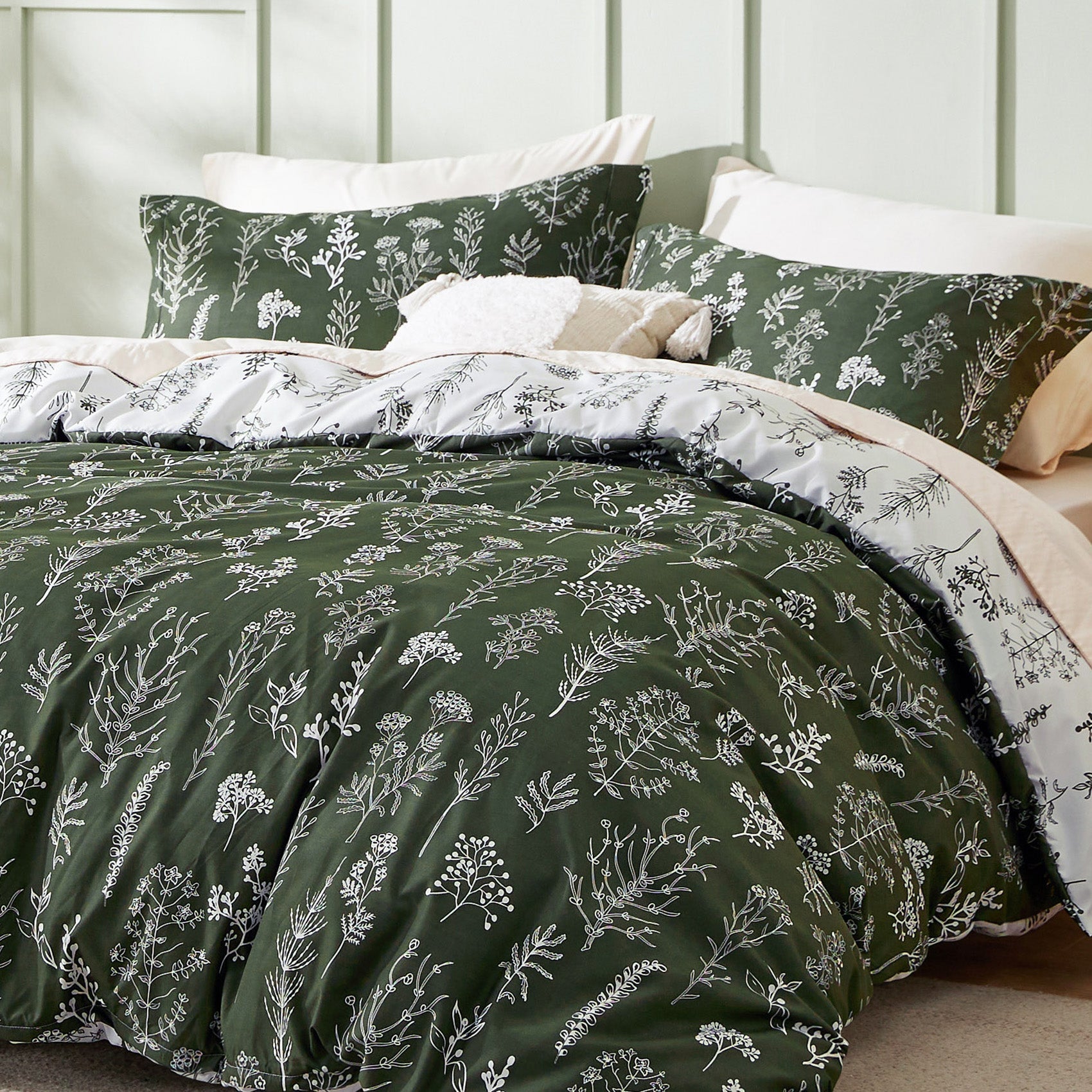 Floral Comforter Set