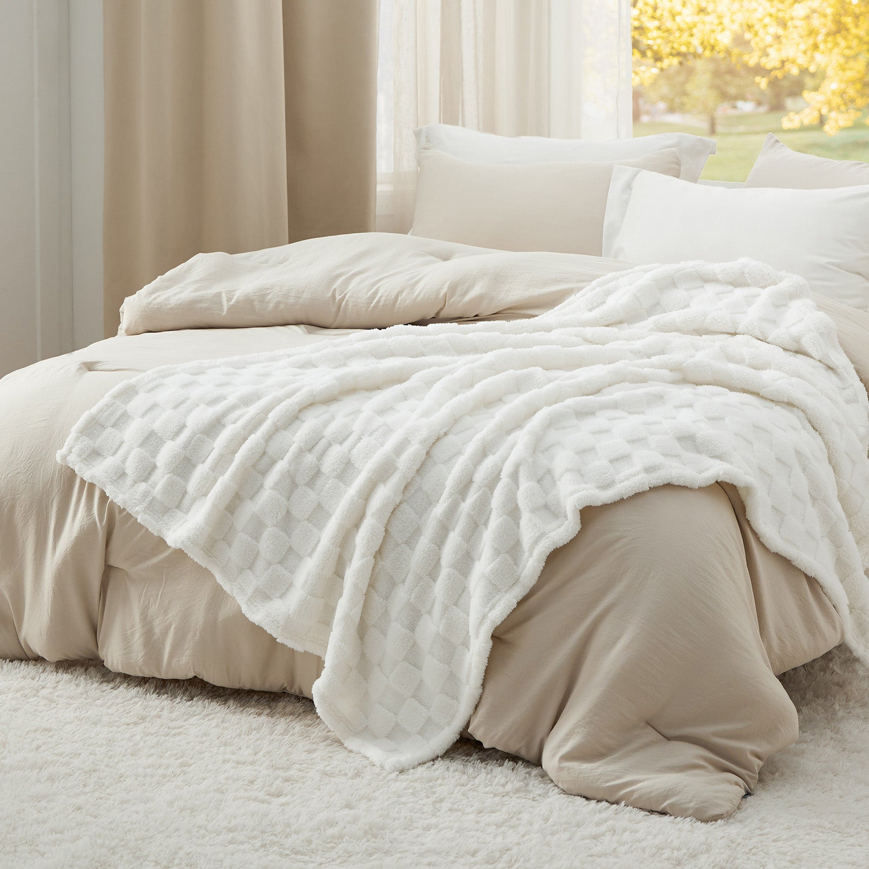 Jacquard Shaggy Sherpa Blanket