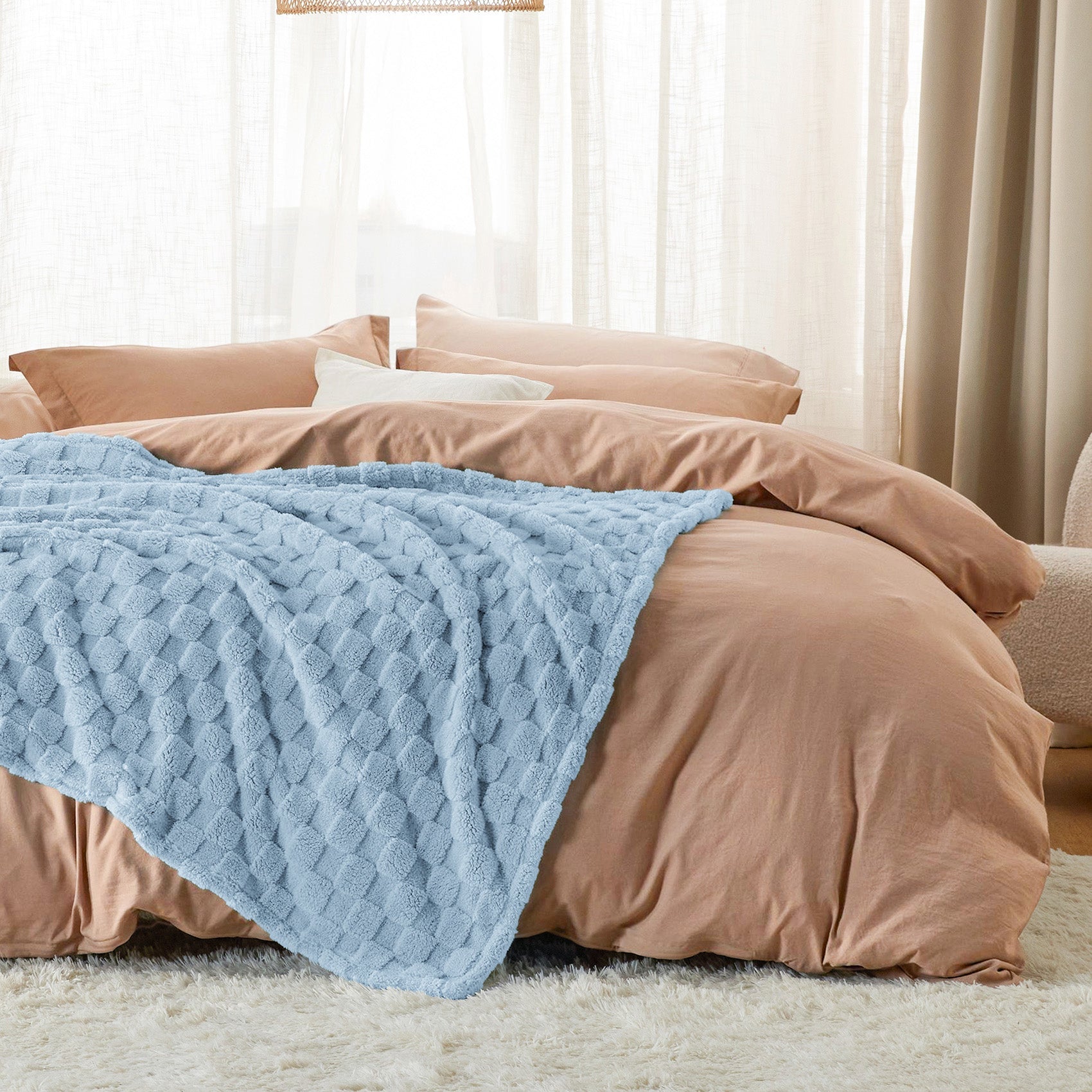 Jacquard Shaggy Sherpa Blanket