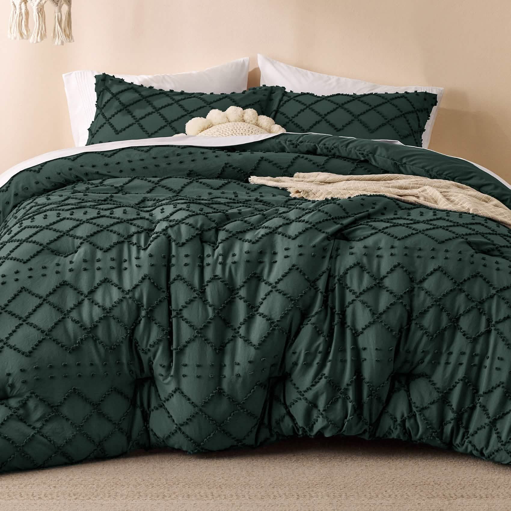 Tufted Embroidery Comforter Set