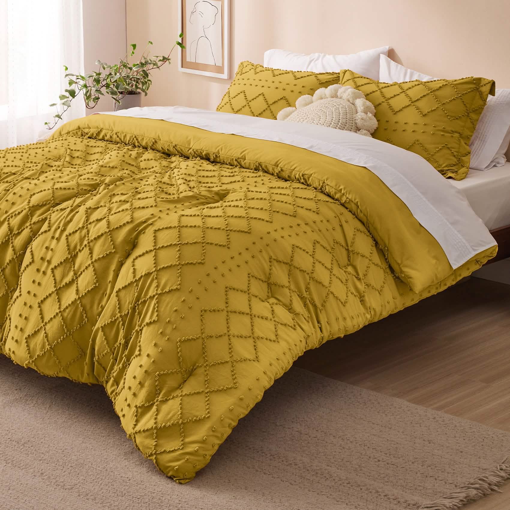 Tufted Embroidery Comforter Set