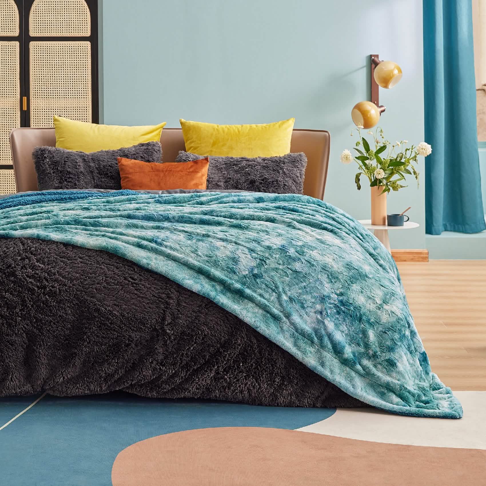 GentleSoft™ Faux Fur Sherpa Fleece Blanket