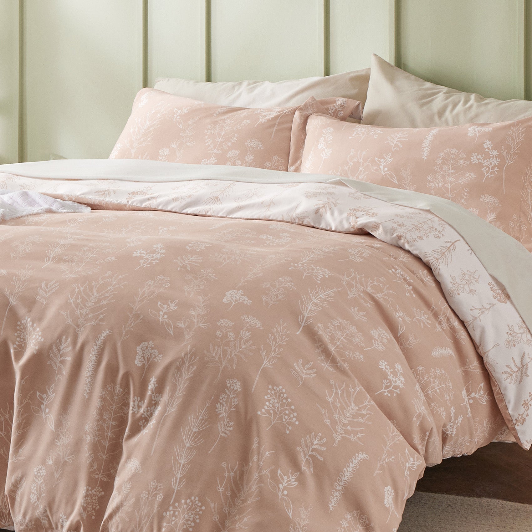 Floral Comforter Set