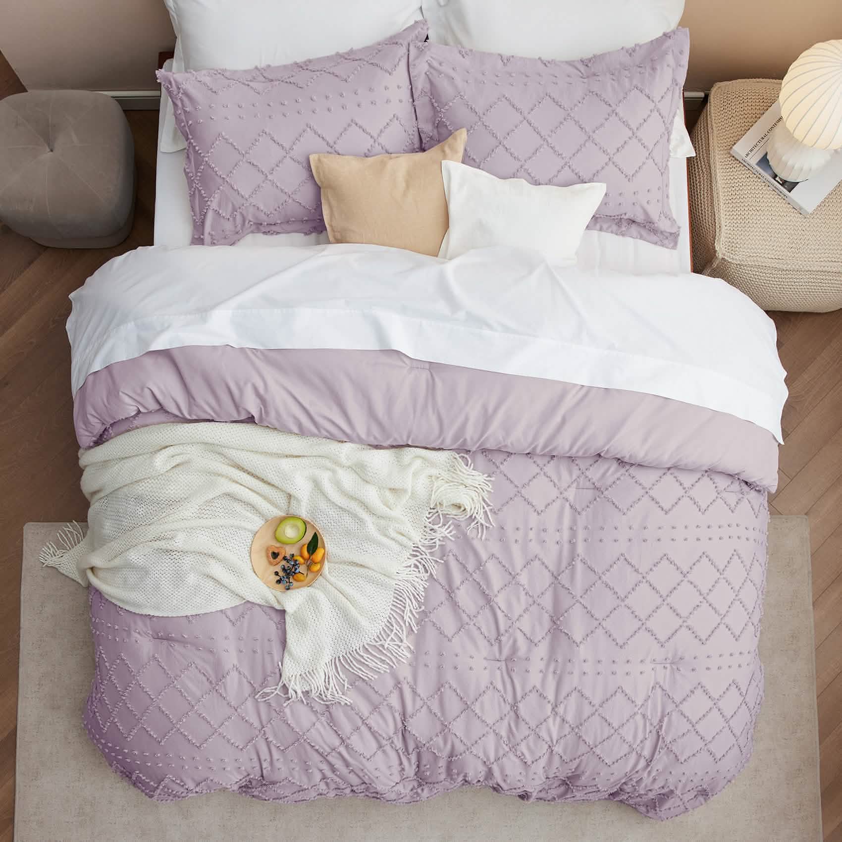 Tufted Embroidery Comforter Set