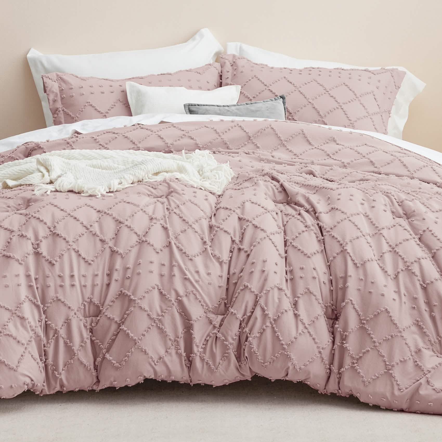 Tufted Embroidery Comforter Set