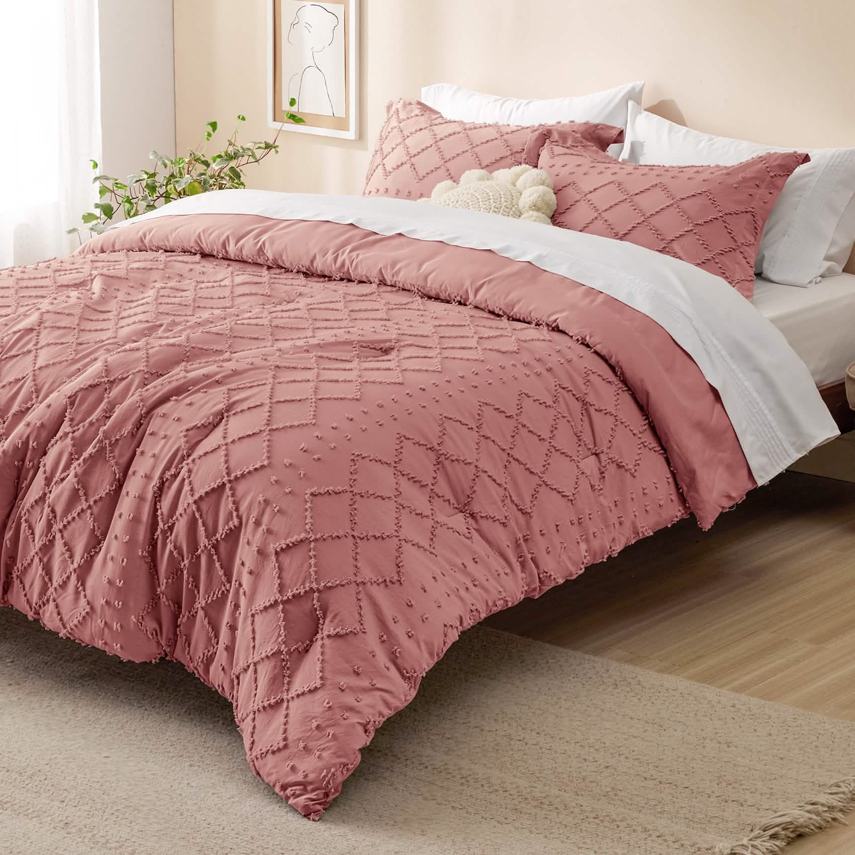 Tufted Embroidery Comforter Set