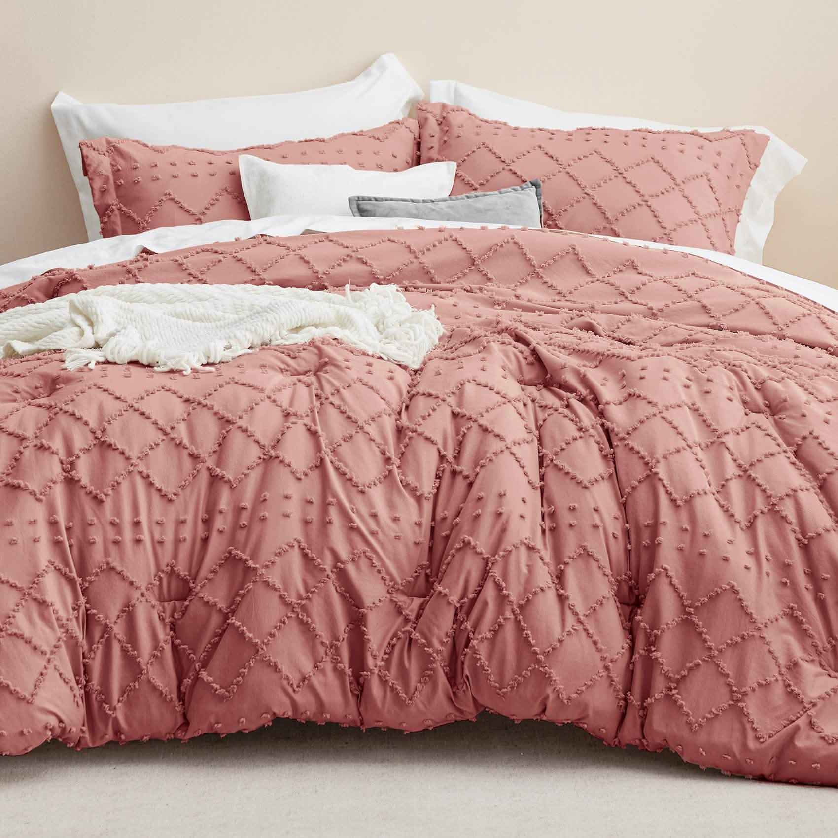 Tufted Embroidery Comforter Set