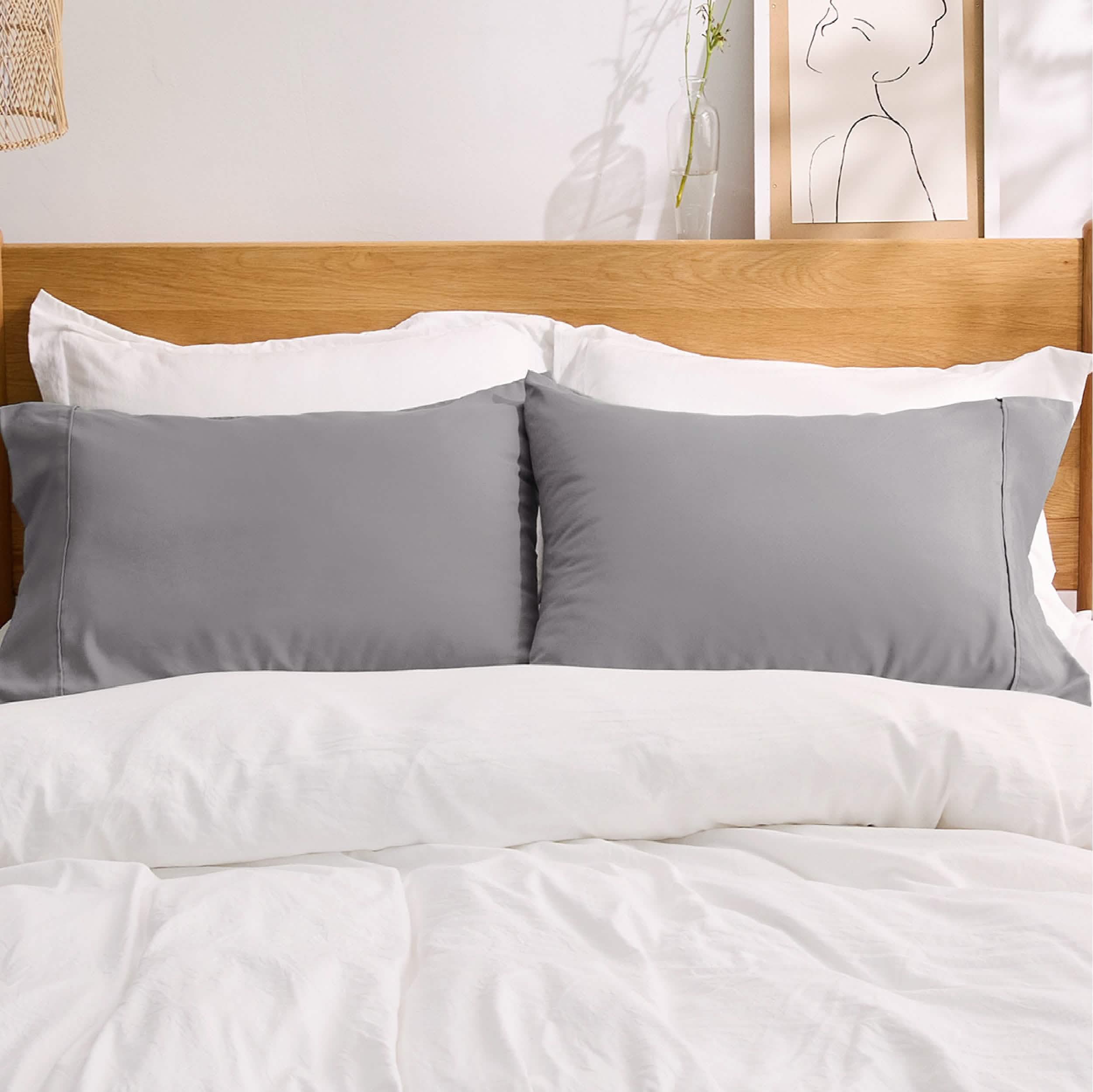 Fade and Stain Resistant Microfiber Pillowcase