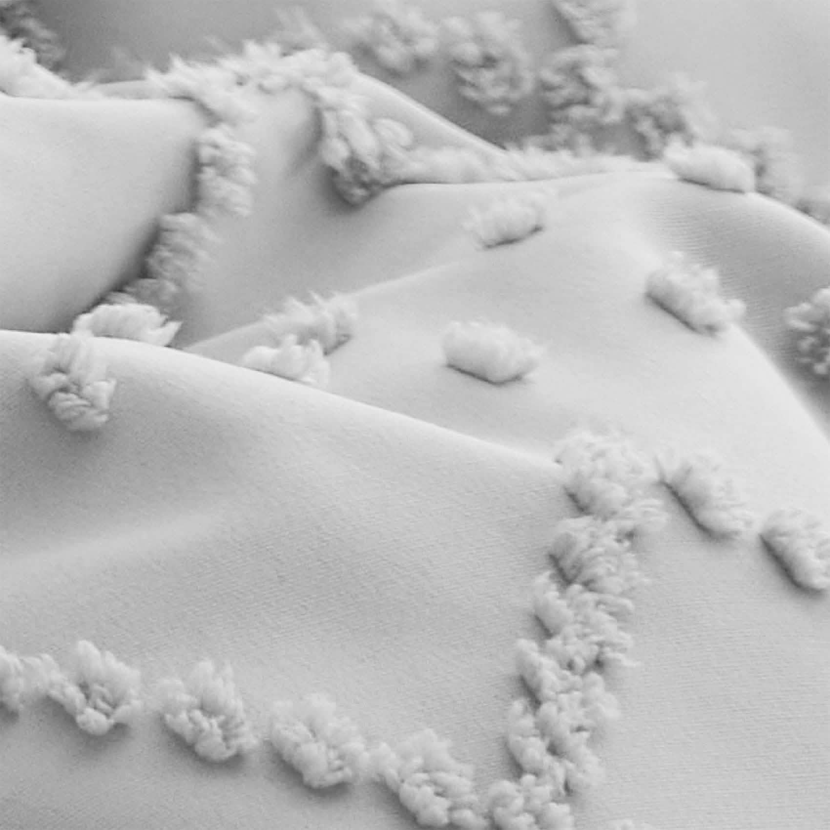 Tufted Embroidery Comforter Set