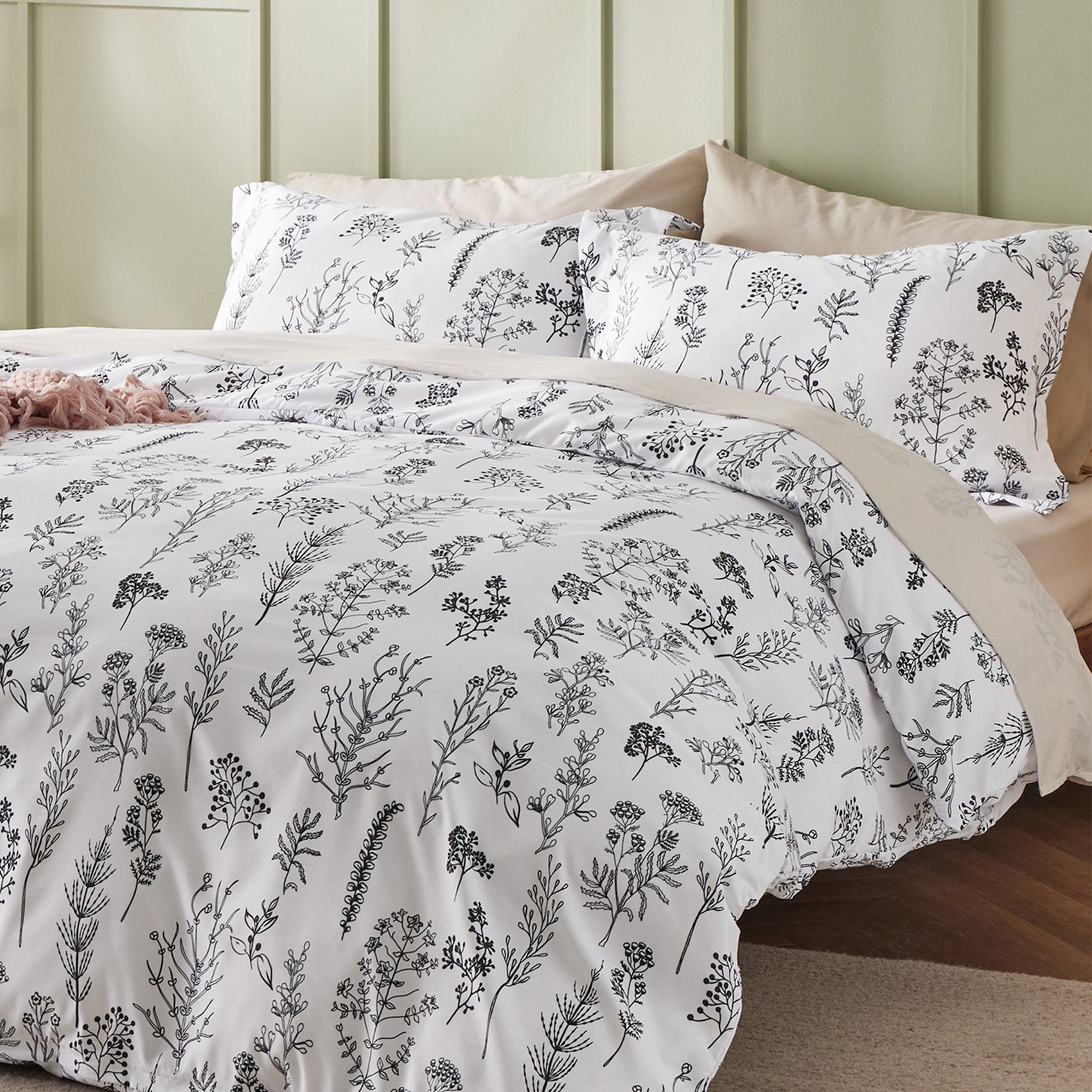 Floral Comforter Set