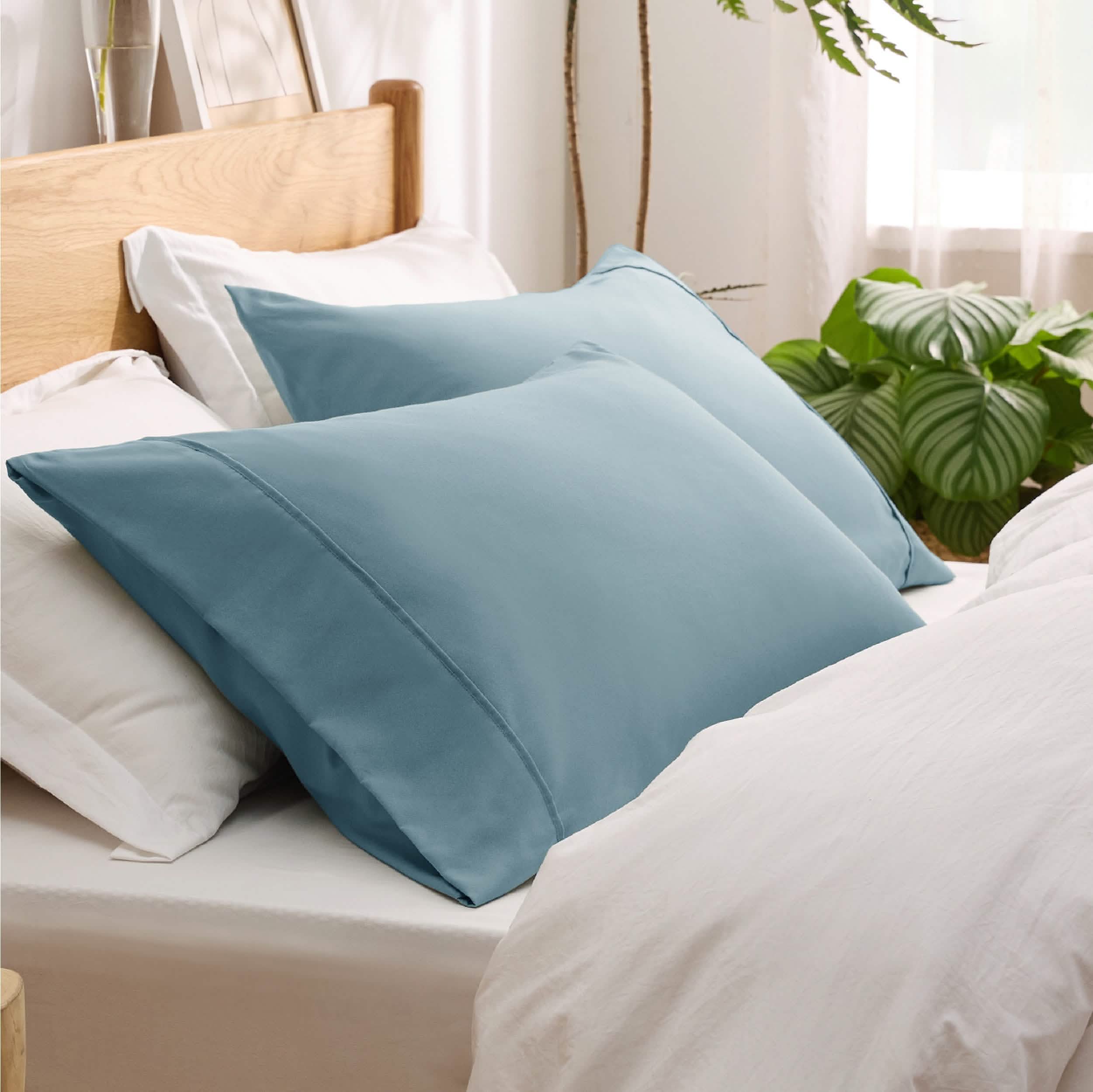 Fade and Stain Resistant Microfiber Pillowcase