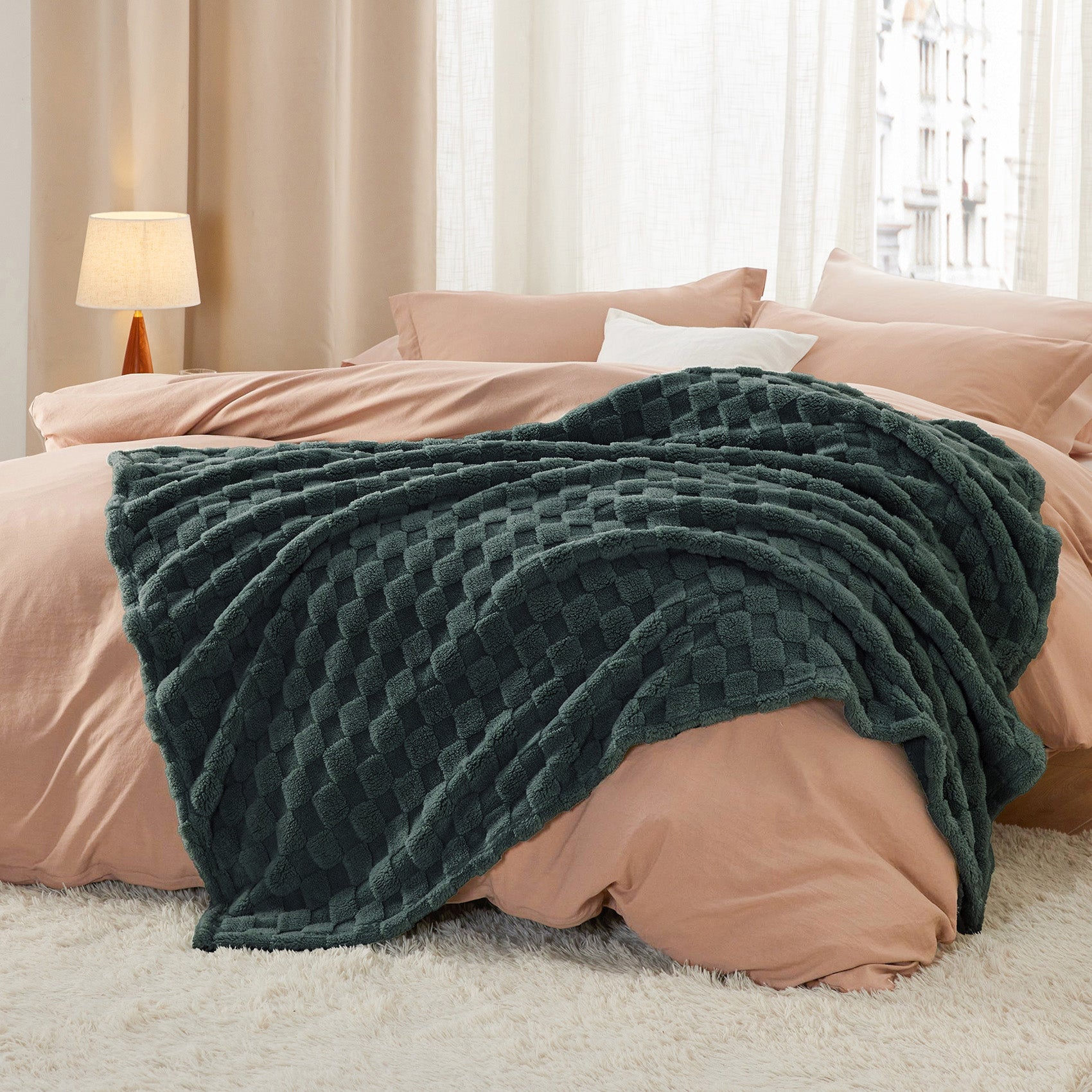 Jacquard Shaggy Sherpa Blanket
