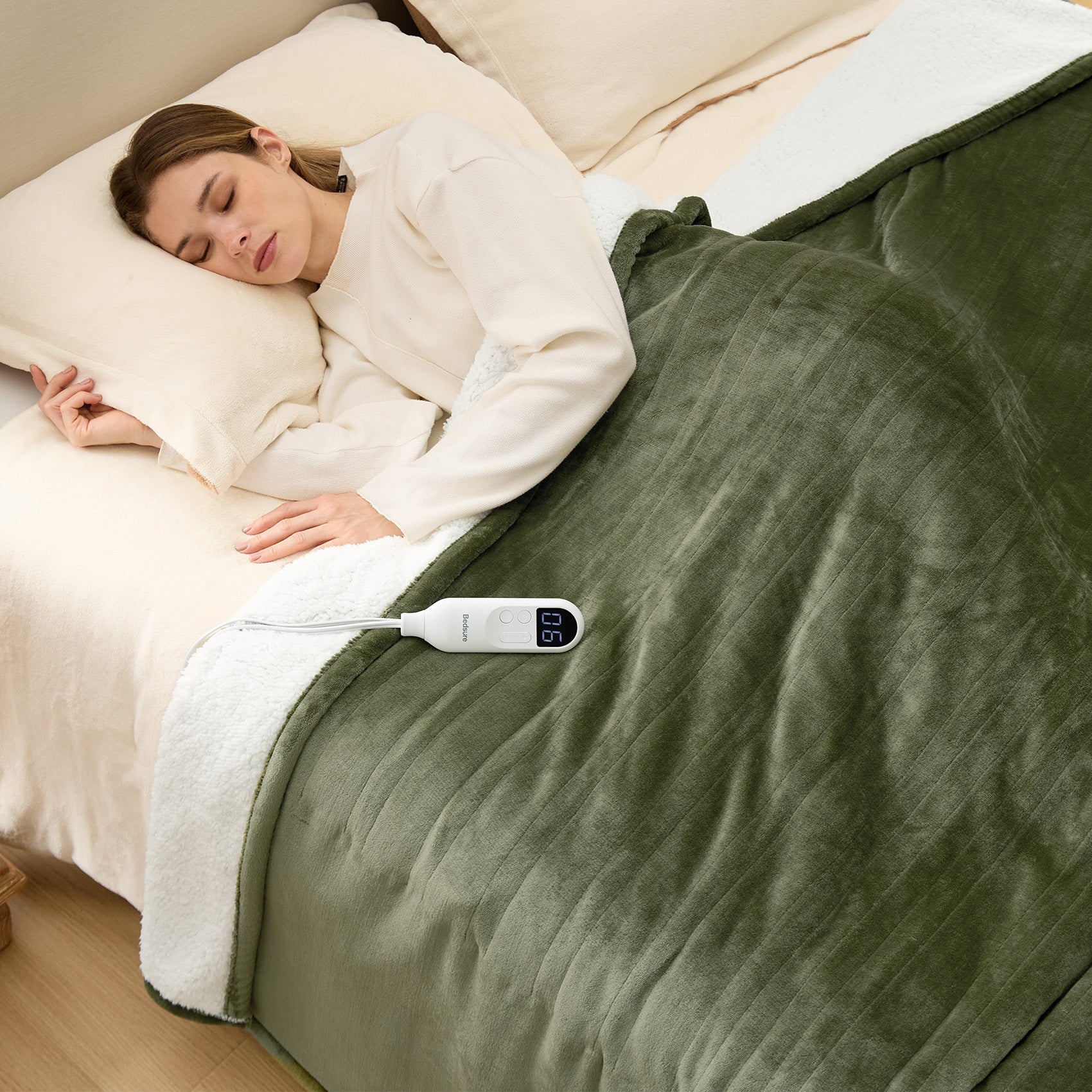 Solid Flannel Heated Blanket