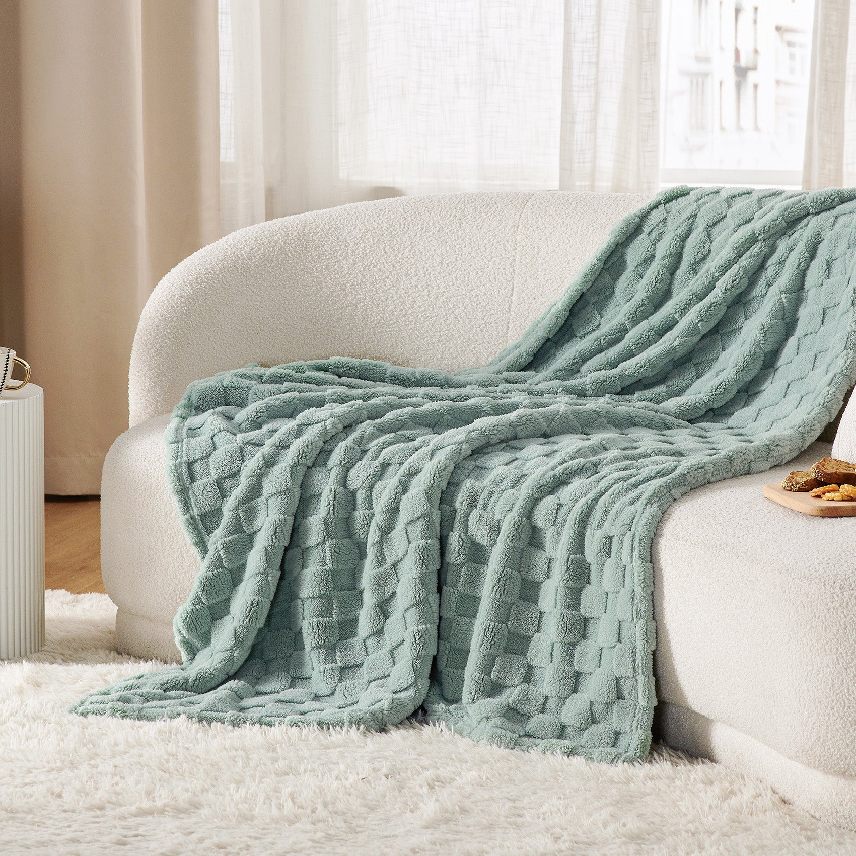 Jacquard Shaggy Sherpa Blanket