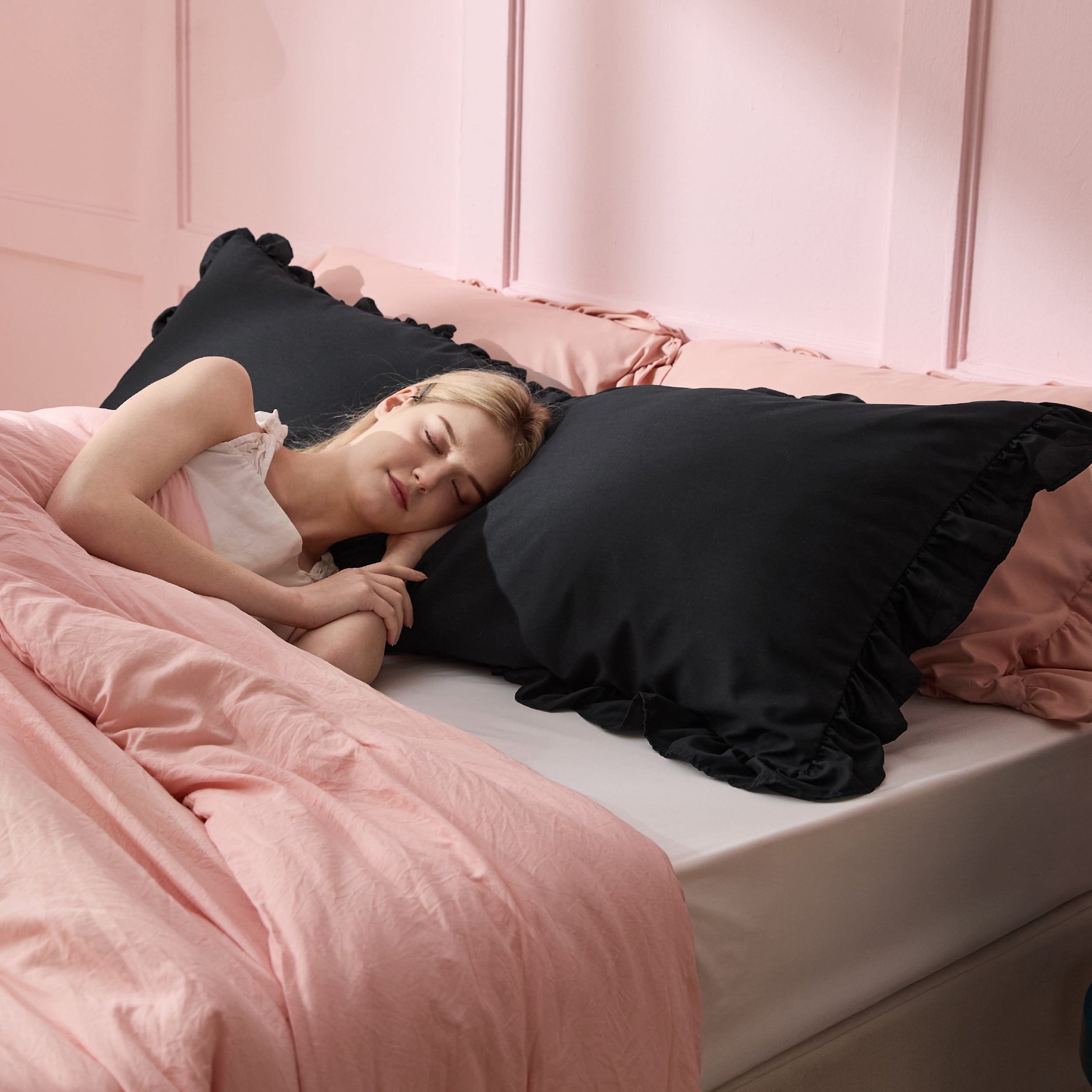 Ruffle Pillowcase