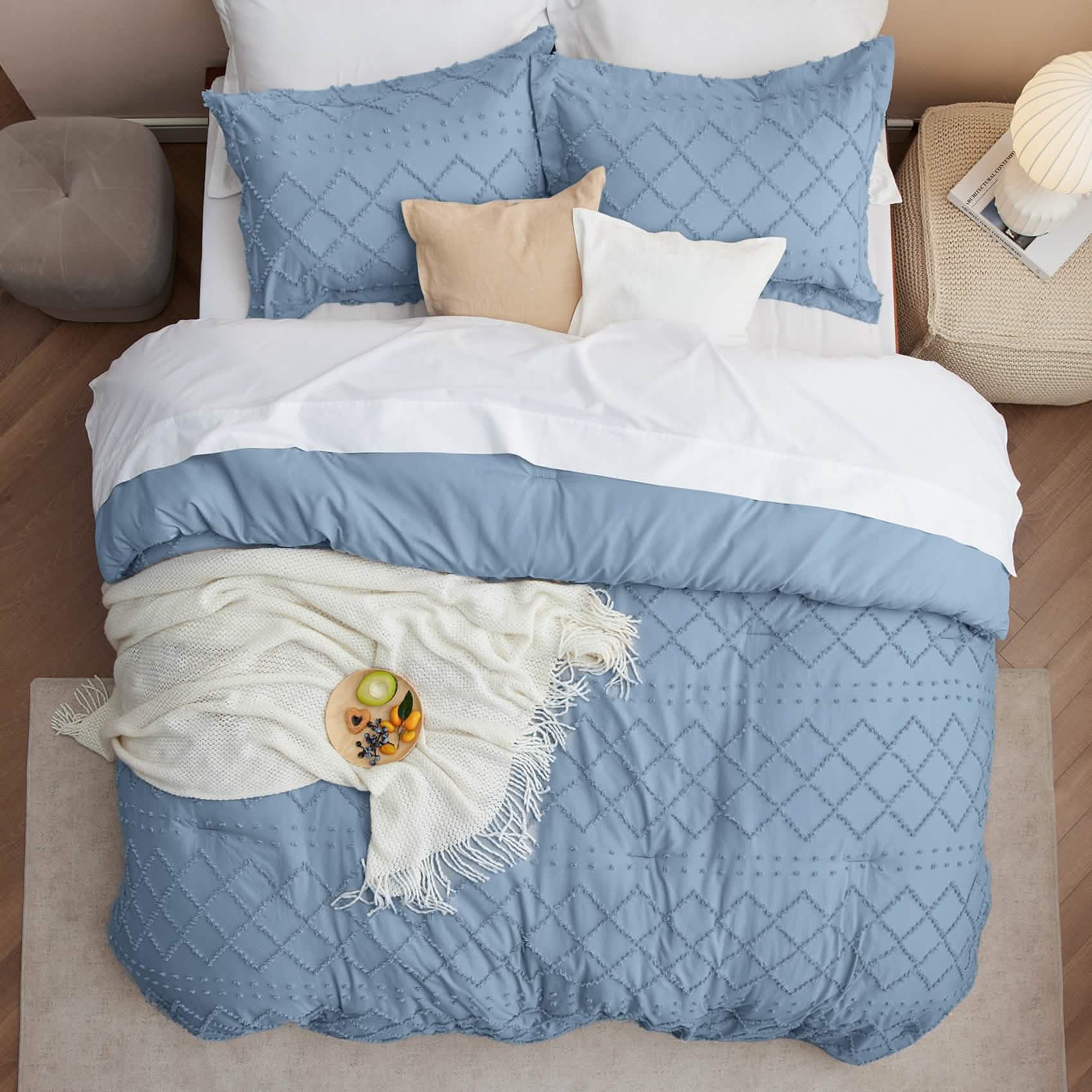 Tufted Embroidery Comforter Set