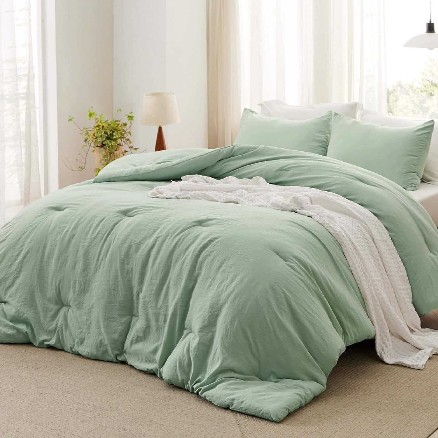 Prewashed Plain Comforter Set