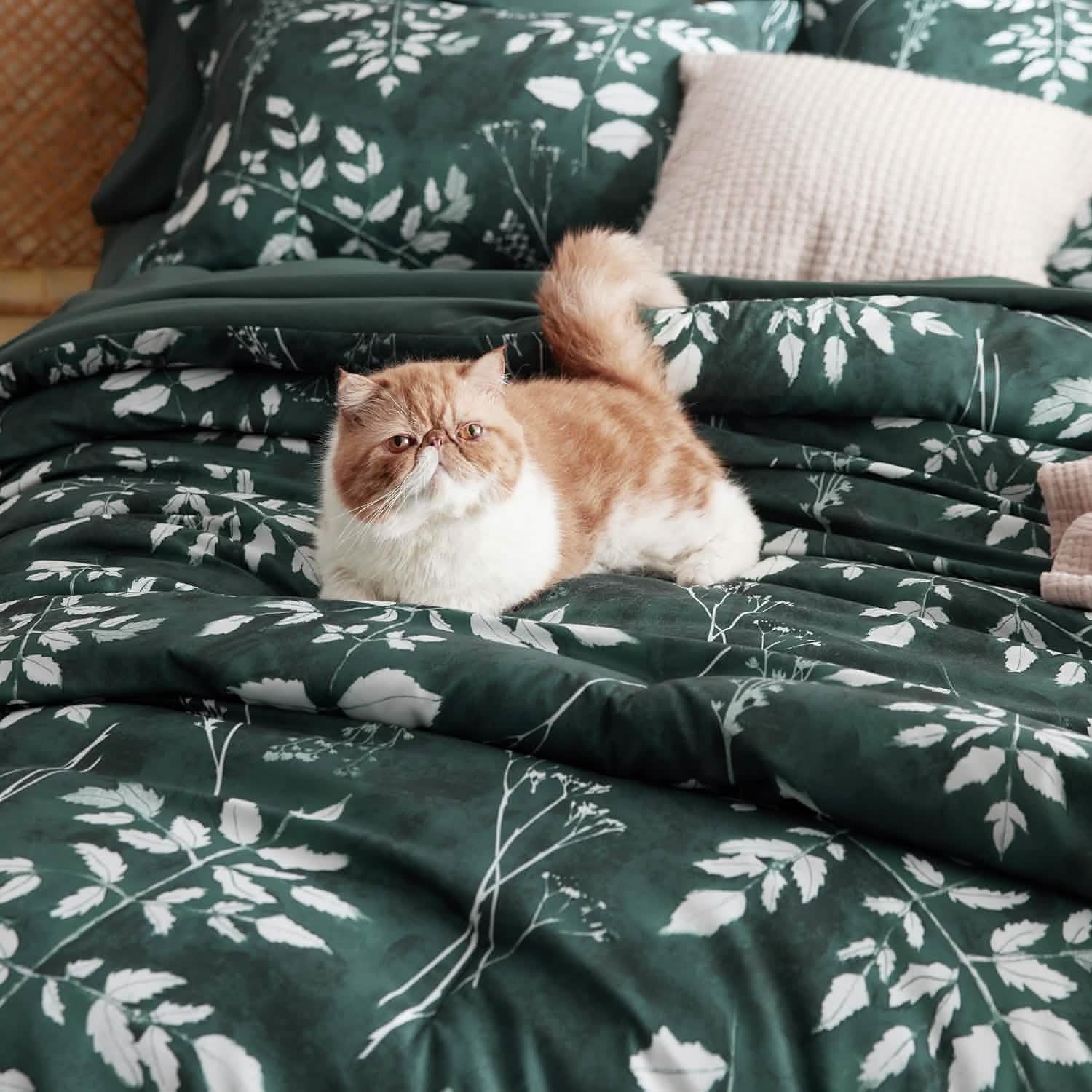 Elegant Floral Comforter Sets