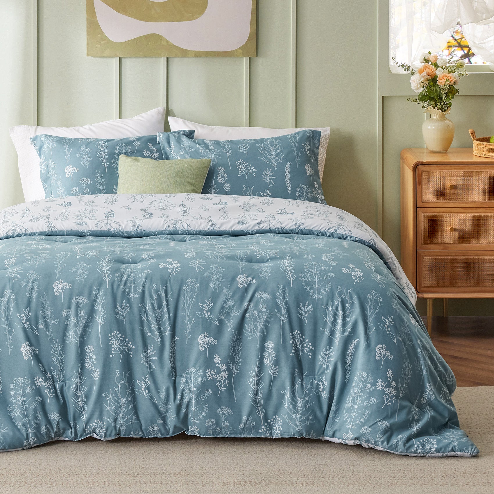 Floral Comforter Set