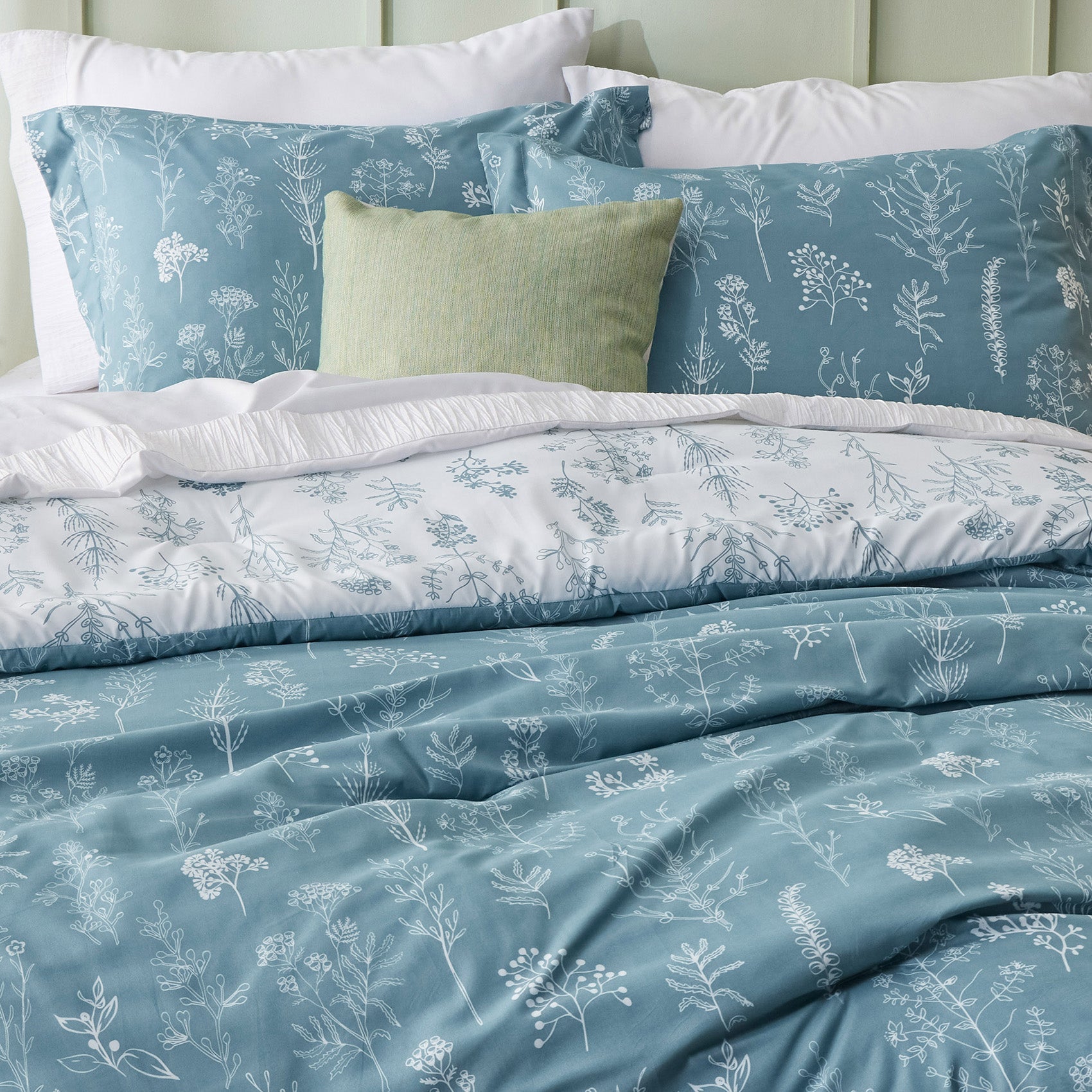 Floral Comforter Set