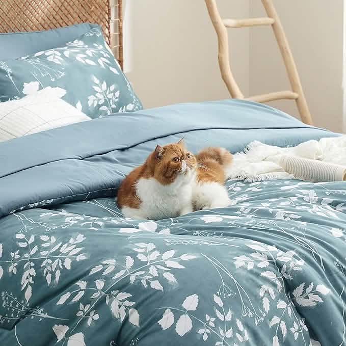 Elegant Floral Comforter Sets