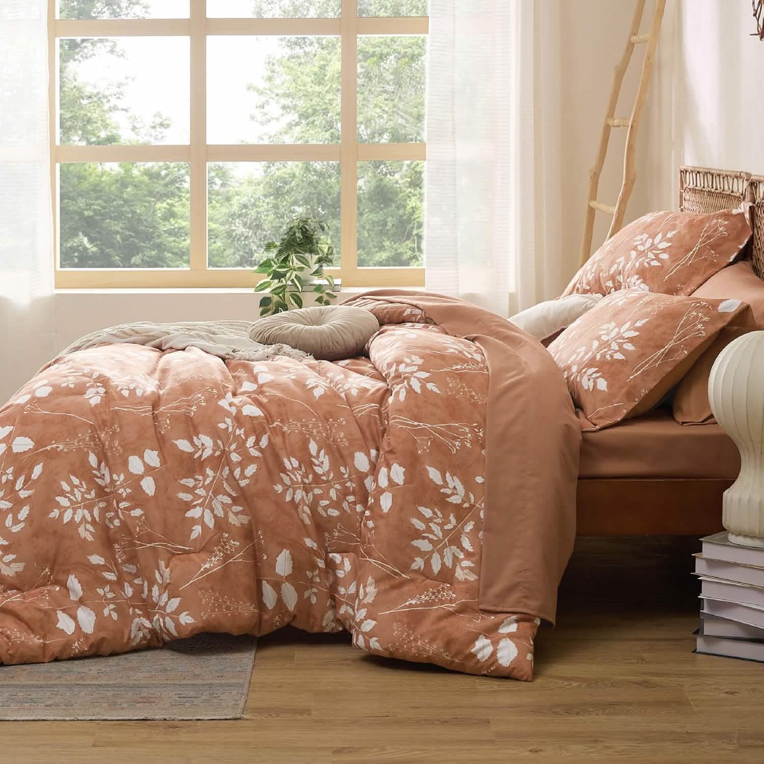Elegant Floral Comforter Sets