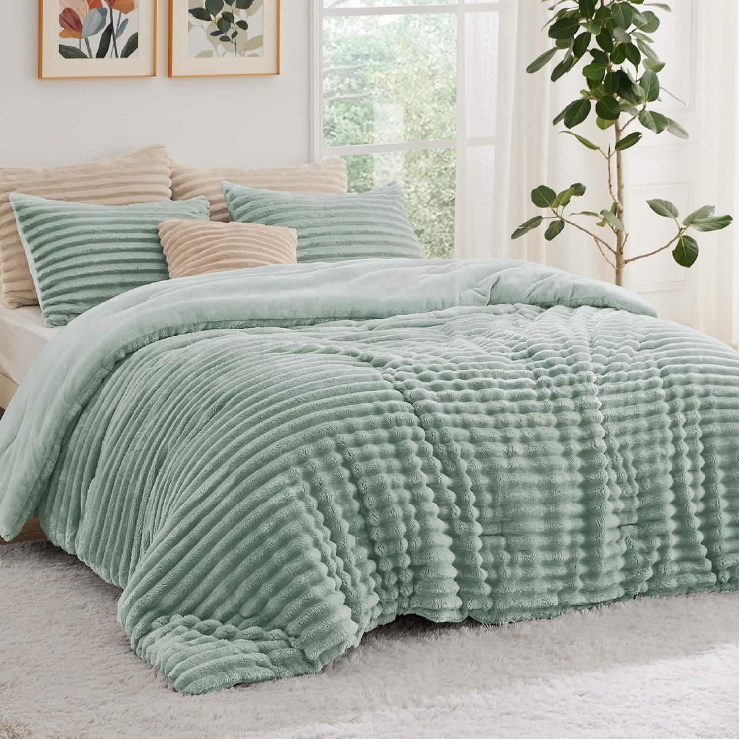 Striped Flannel Comforter Set