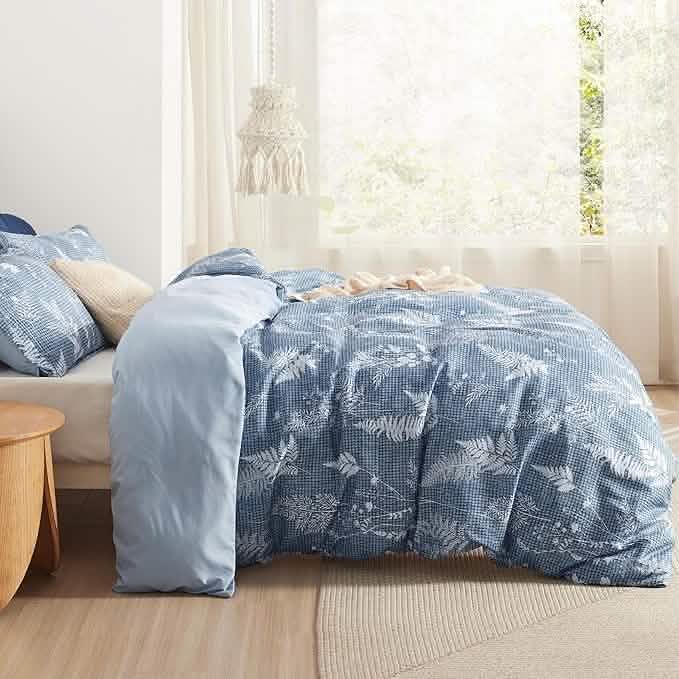 Reversible Graphic Duvet Cover Set Blue