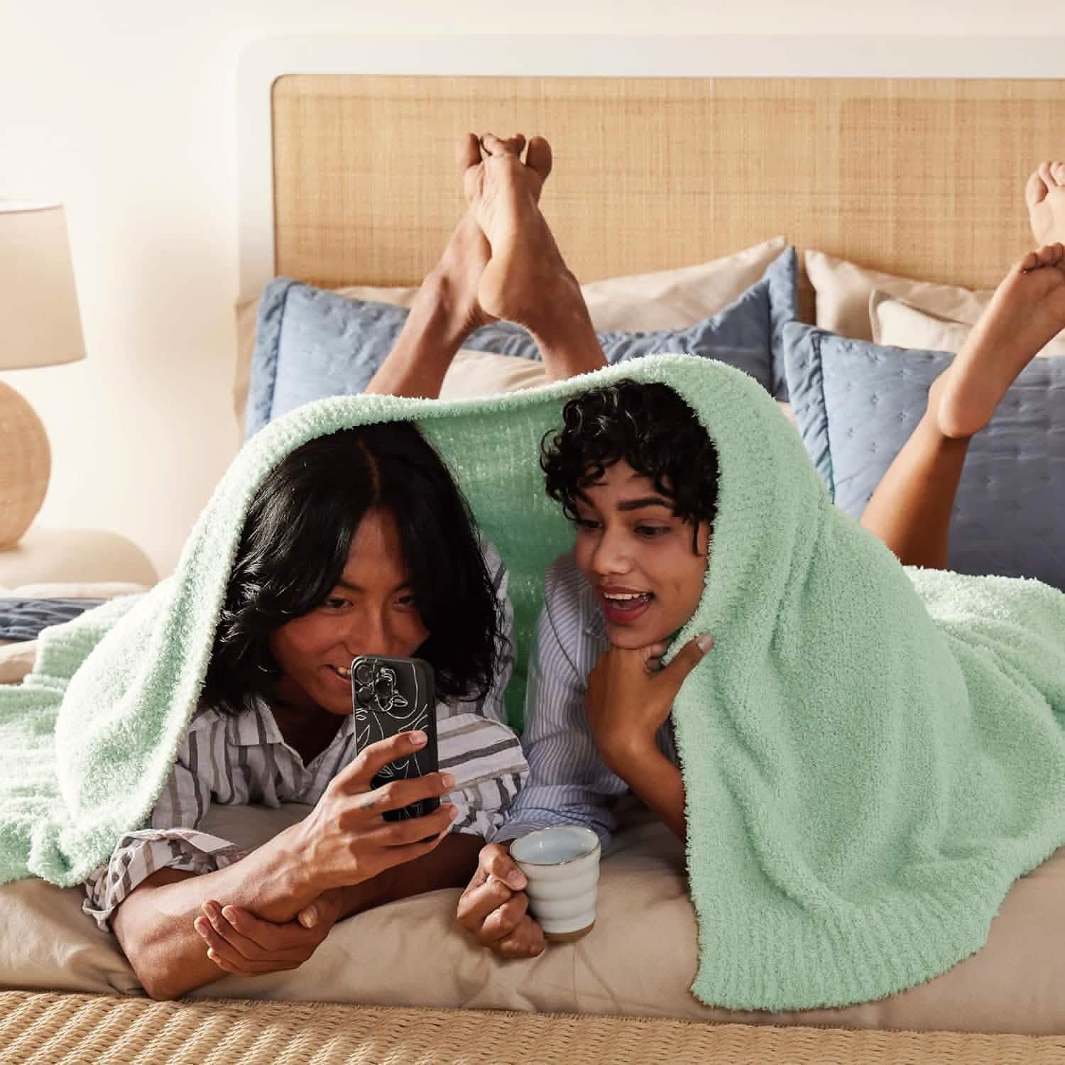 Feather Yarn Throw Blanket