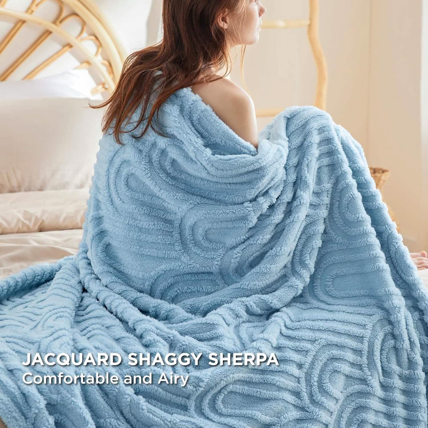 Arch Shaggy Sherpa Fleece Blanket