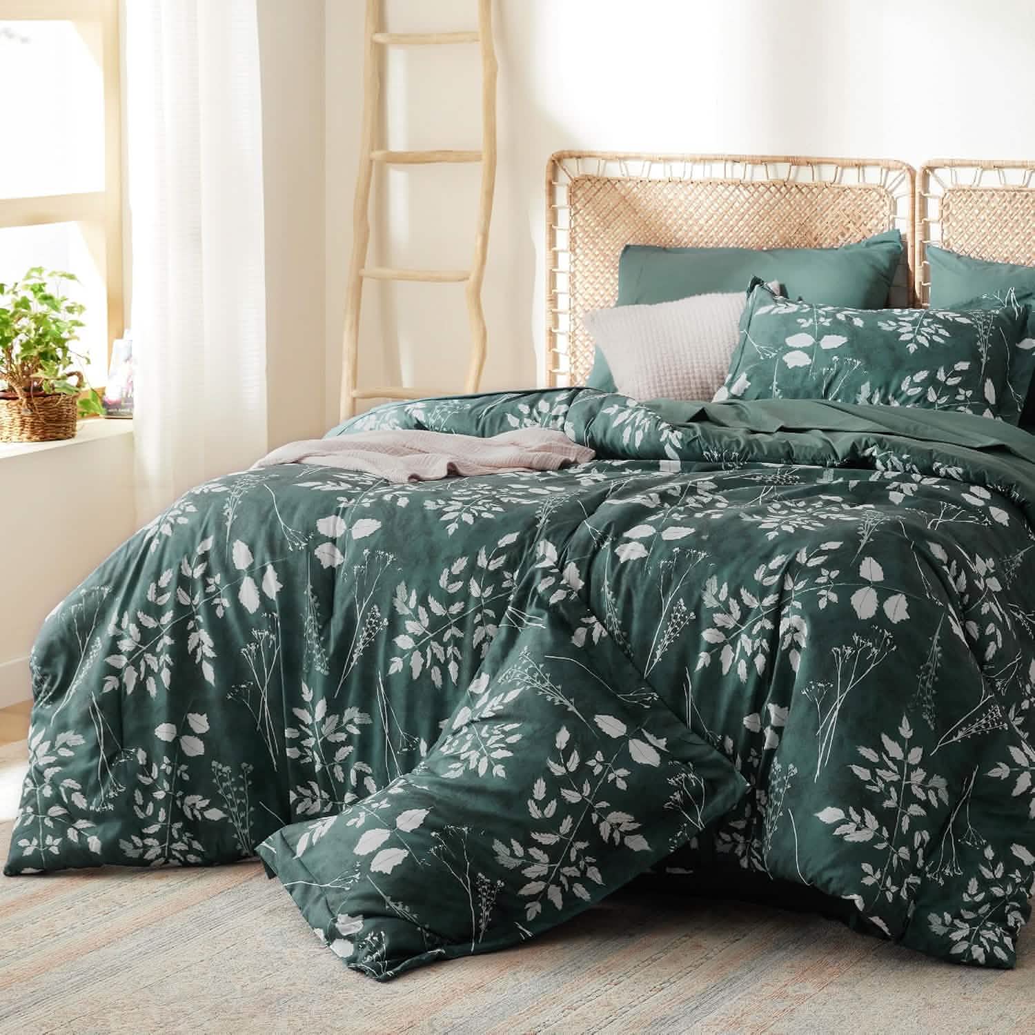 Elegant Floral Comforter Sets