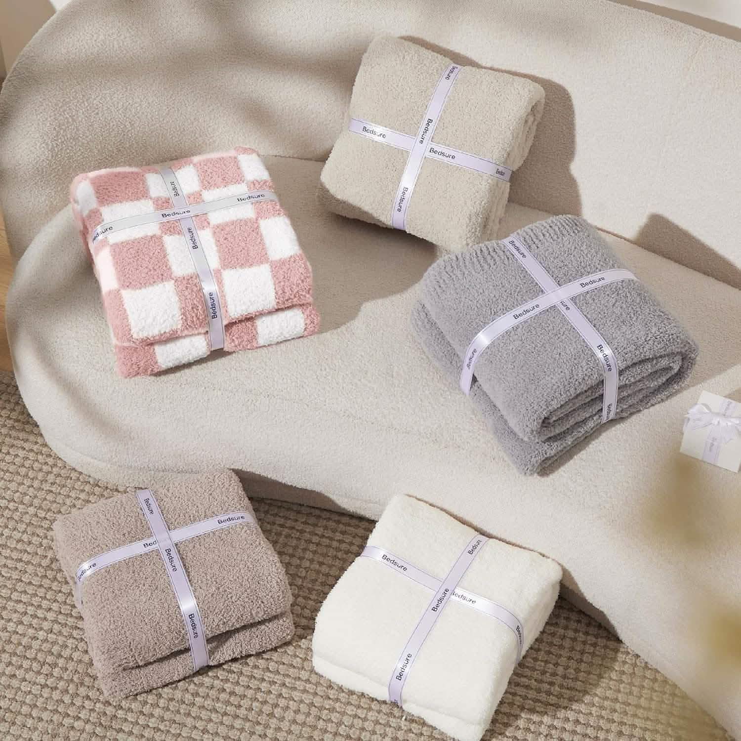 Super Soft Reversible Checkerboard Blanket