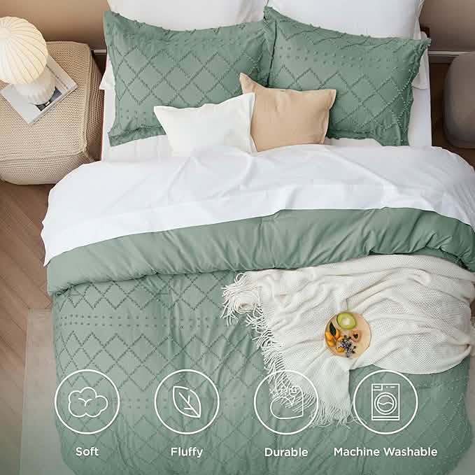 Tufted Embroidery Comforter Set