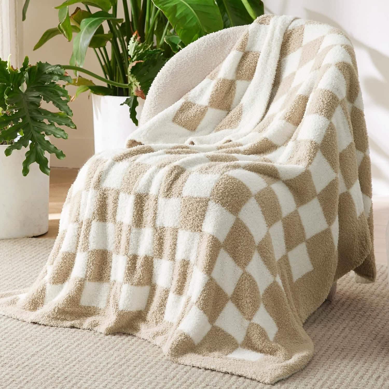 Super Soft Reversible Checkerboard Blanket