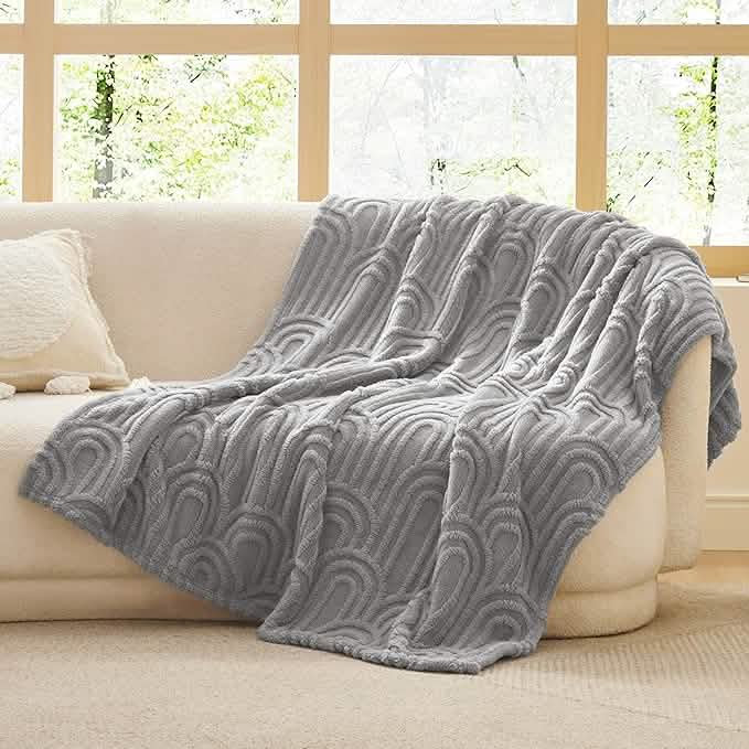GentleSoft™ Arch Shaggy Sherpa Fleece Blanket