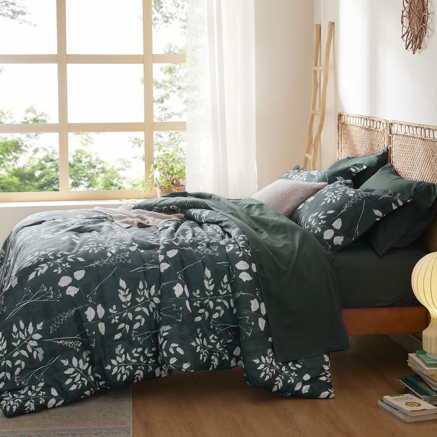 Elegant Floral Comforter Sets