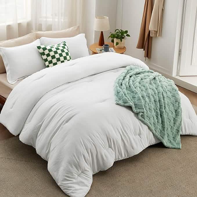 Checkered Comforter Set