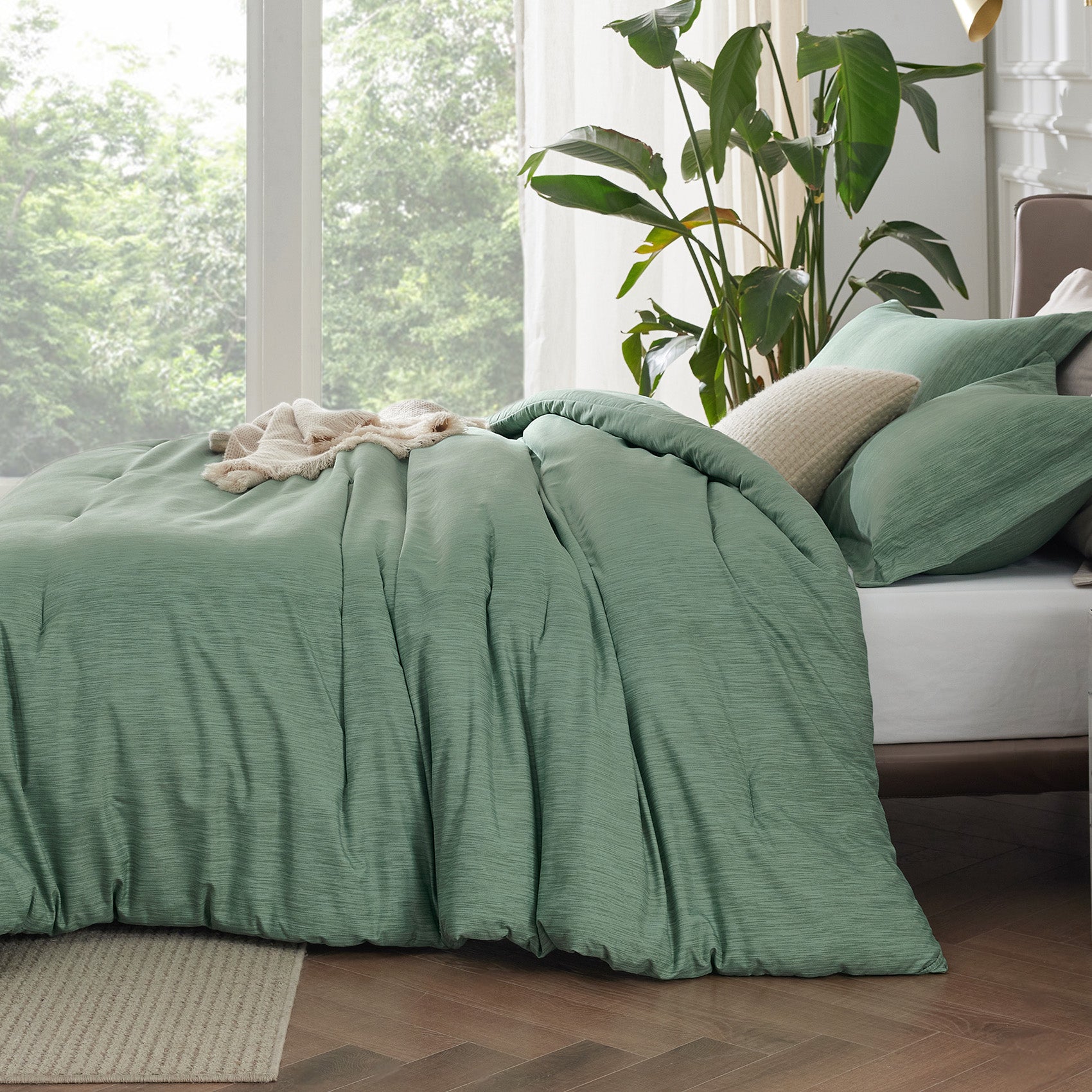Cationic Dye Comforter Set