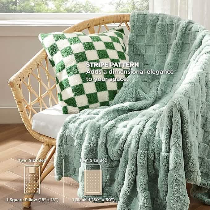Checkered Comforter Set