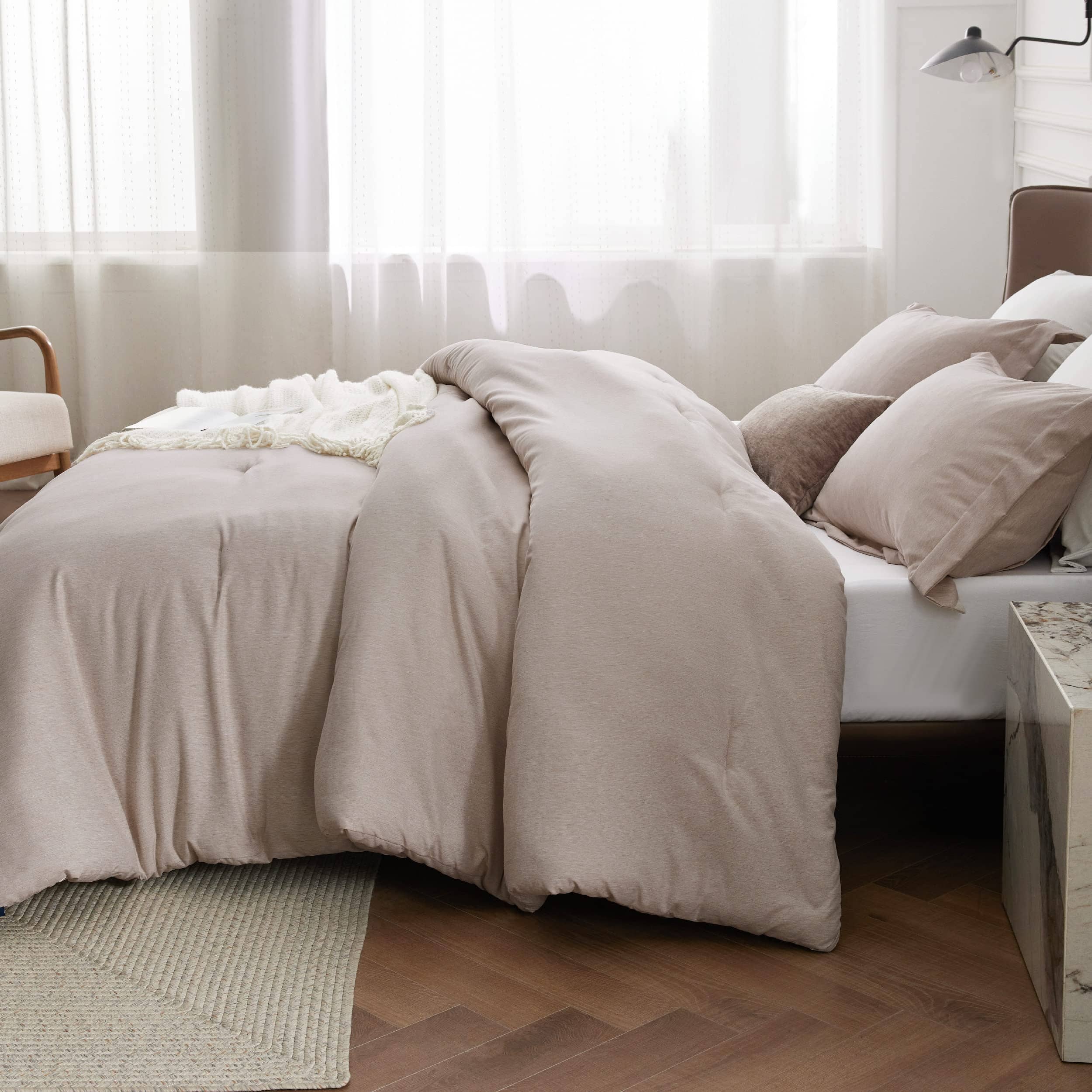 Cationic Dye Comforter Set