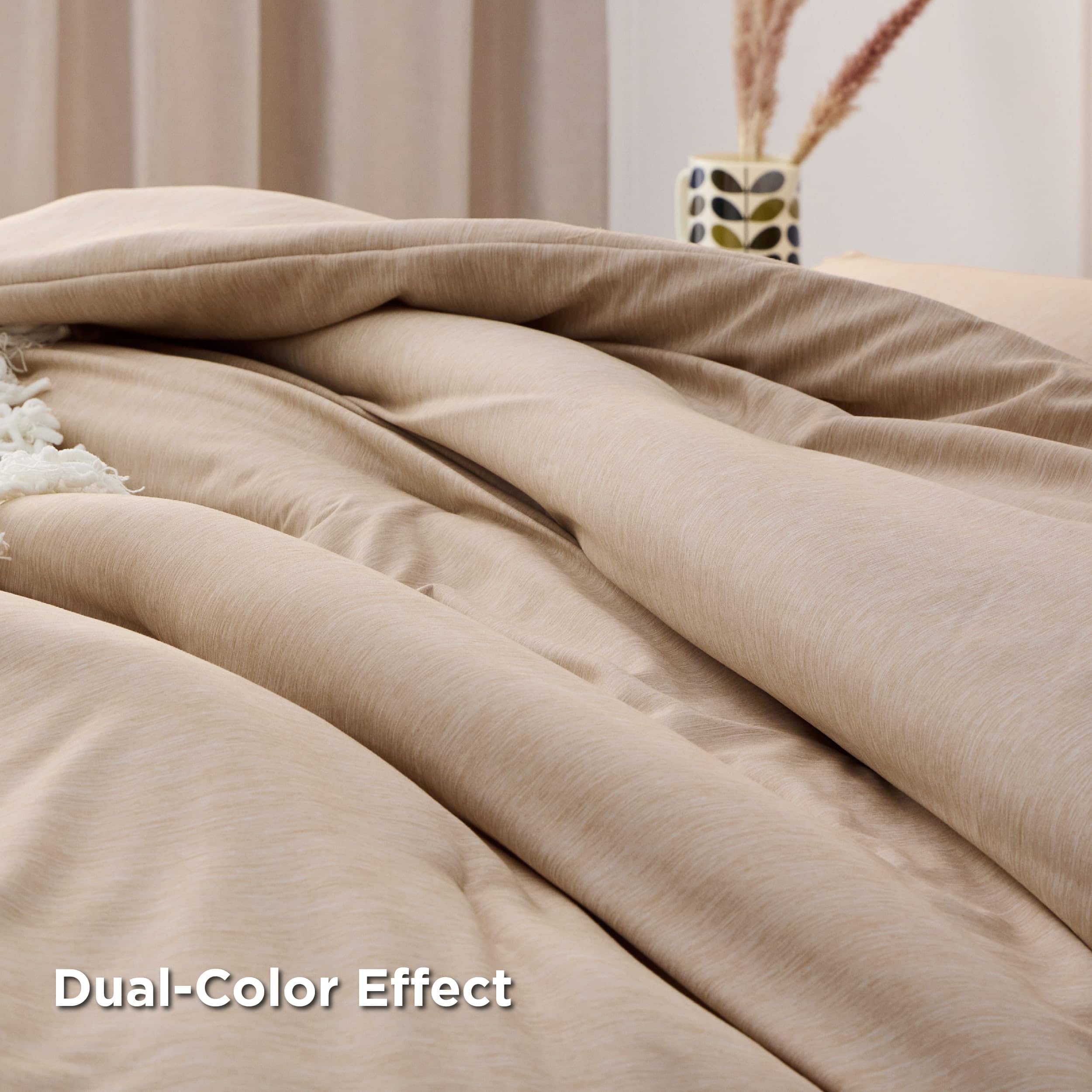 Cationic Dye Comforter Set