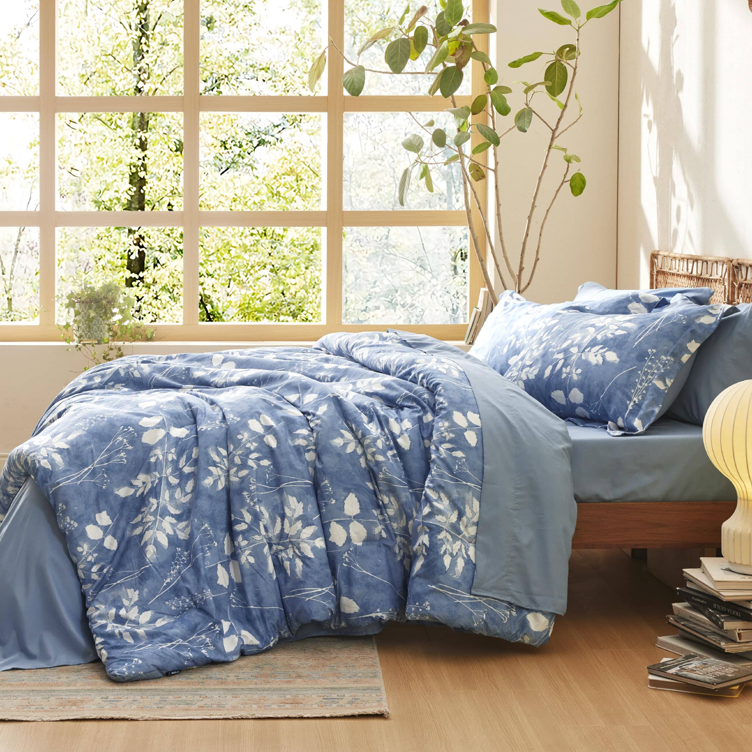 Elegant Floral Comforter Sets
