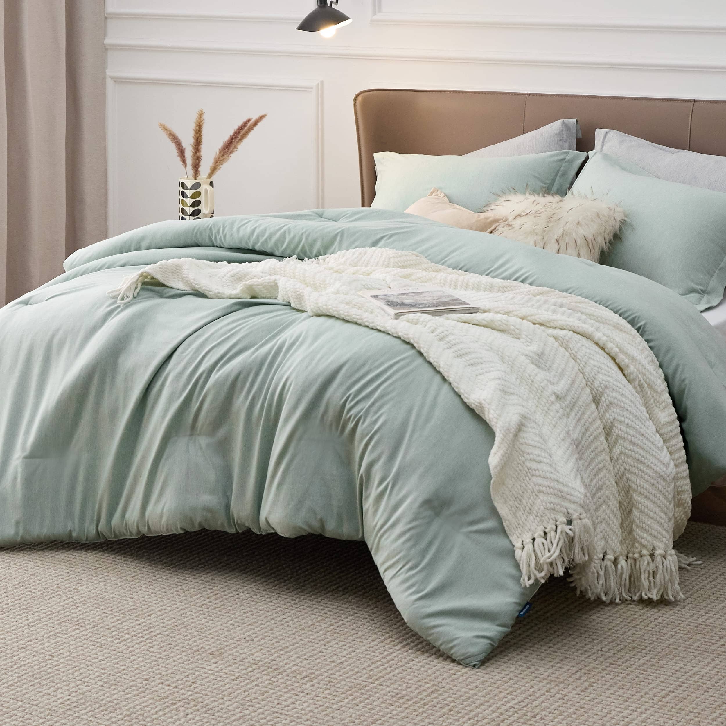 Cationic Dye Comforter Set